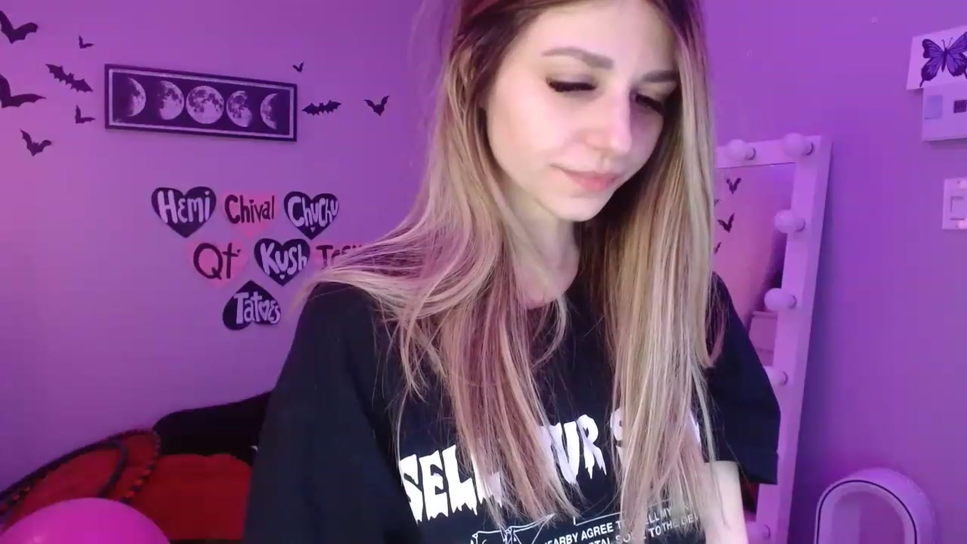 Gallery image thumbnail from Serafina's myfreecams stream on, 02/14/2023, 06:40 image 16 of 20