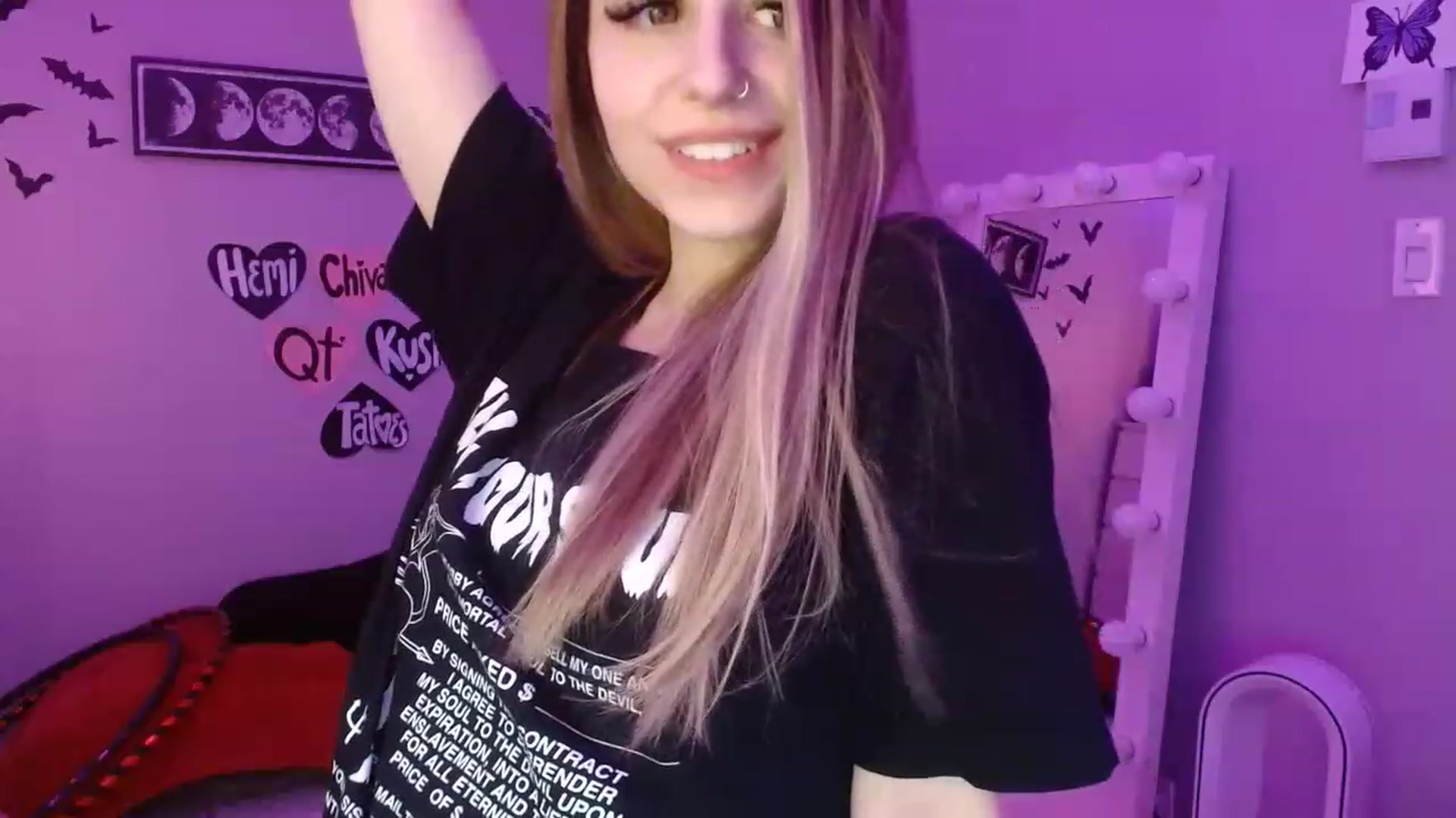 Gallery image thumbnail from Serafina's myfreecams stream on, 02/14/2023, 06:40 image 12 of 20