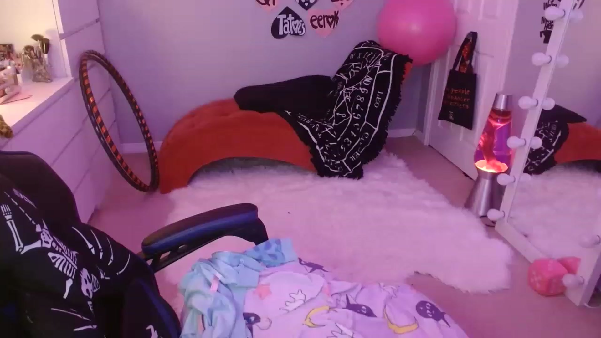 Gallery image thumbnail from Serafina's myfreecams stream on, 02/18/2023, 05:01 image 15 of 20