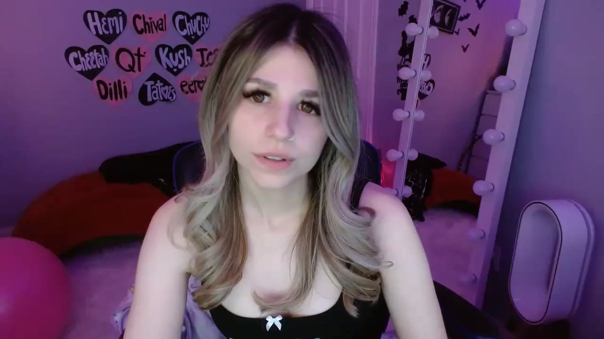 Gallery image thumbnail from Serafina's myfreecams stream on, 02/19/2023, 09:35 image 3 of 20