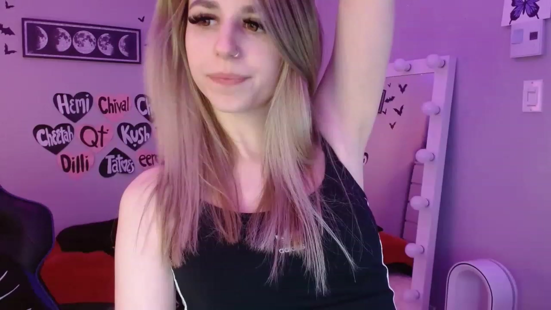 Gallery image thumbnail from Serafina's myfreecams stream on, 02/21/2023, 04:05 image 9 of 20