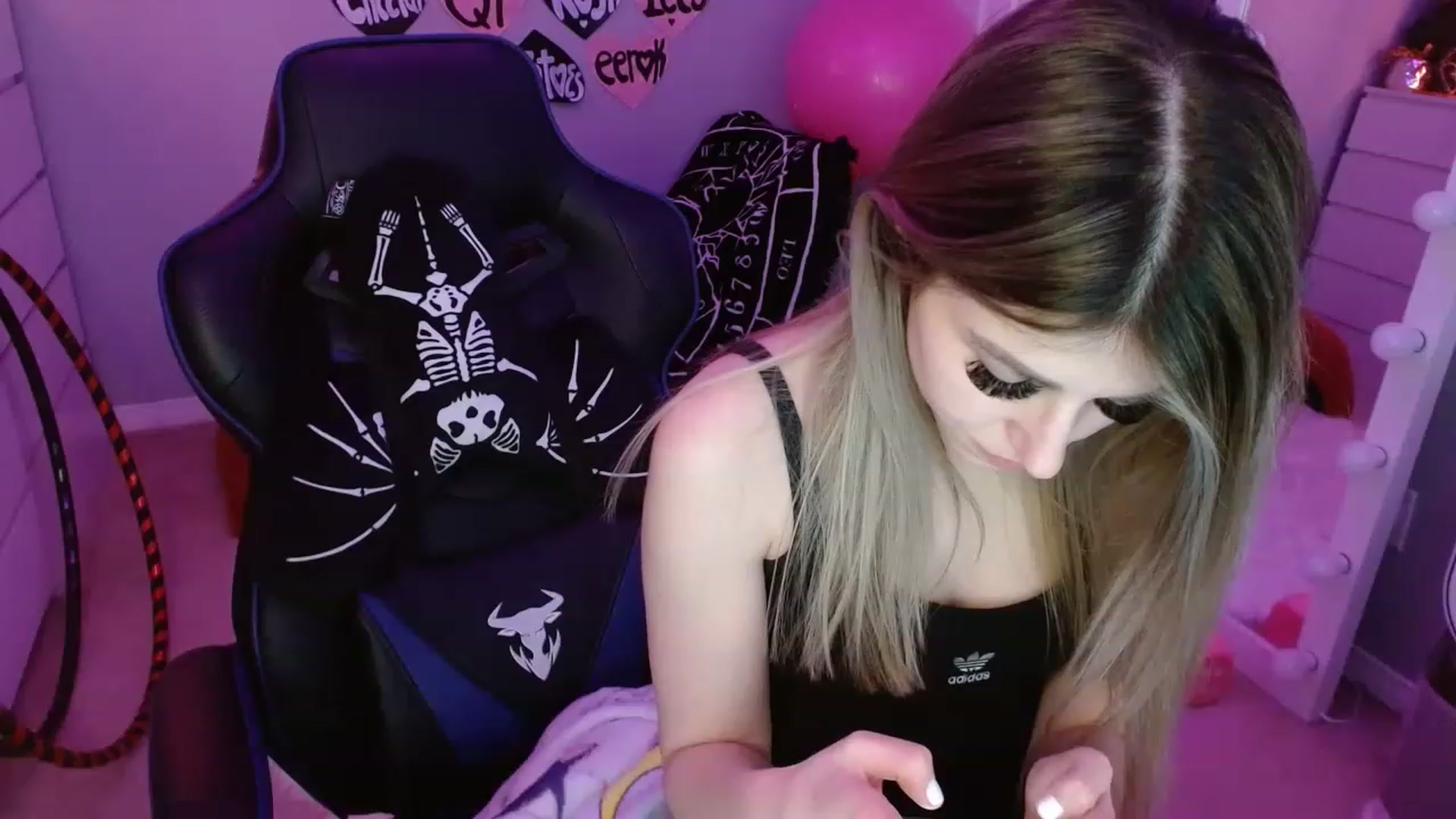 Gallery image thumbnail from Serafina's myfreecams stream on, 02/21/2023, 06:45 image 2 of 20