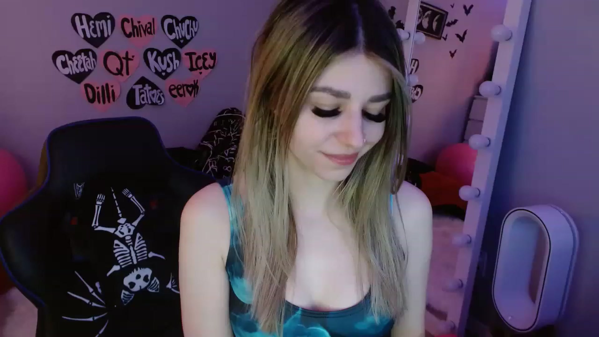 Gallery image thumbnail from Serafina's myfreecams stream on, 02/23/2023, 05:07 image 8 of 20