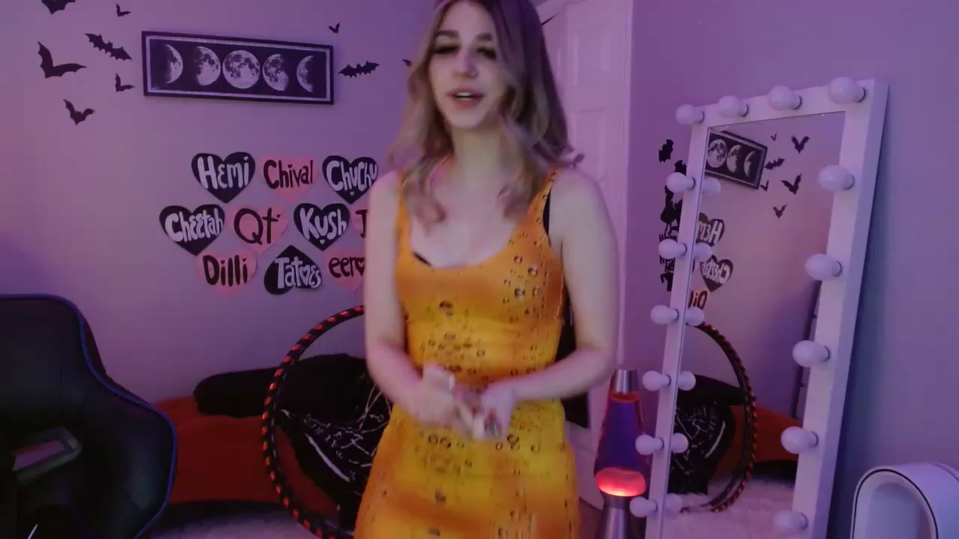 Gallery image thumbnail from Serafina's myfreecams stream on, 02/25/2023, 02:23 image 11 of 20