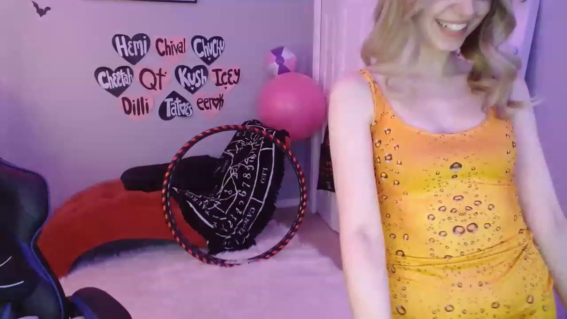 Gallery image thumbnail from Serafina's myfreecams stream on, 02/25/2023, 02:23 image 8 of 20