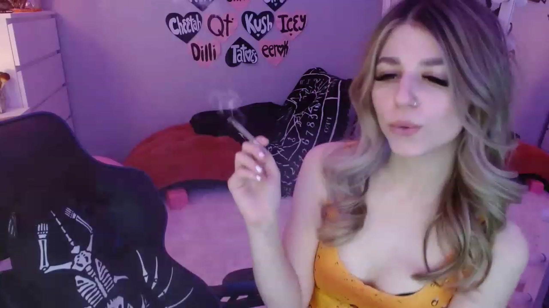 Gallery image thumbnail from Serafina's myfreecams stream on, 02/25/2023, 06:40 image 19 of 20