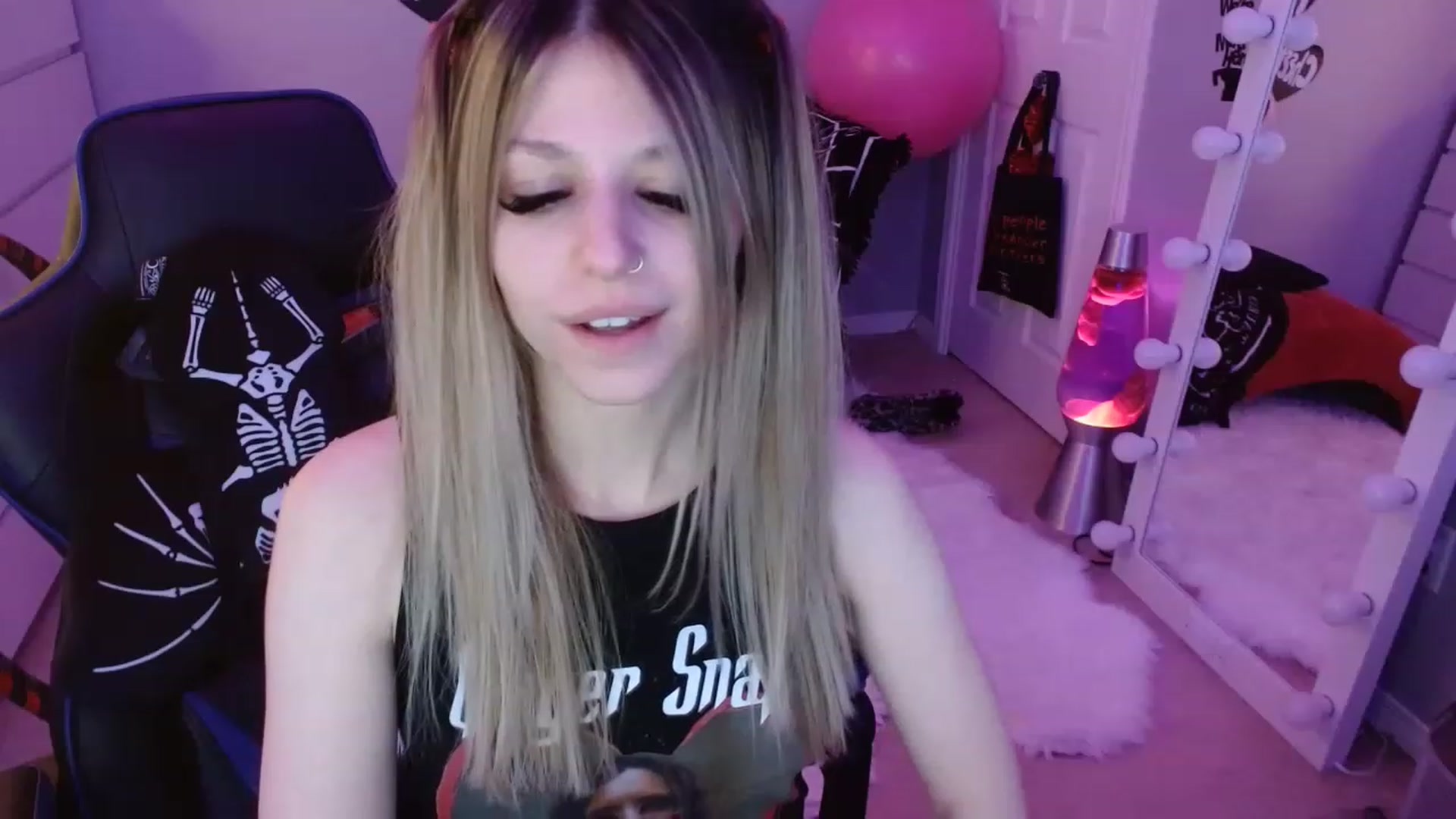Gallery image thumbnail from Serafina's myfreecams stream on, 02/28/2023, 05:54 image 20 of 20