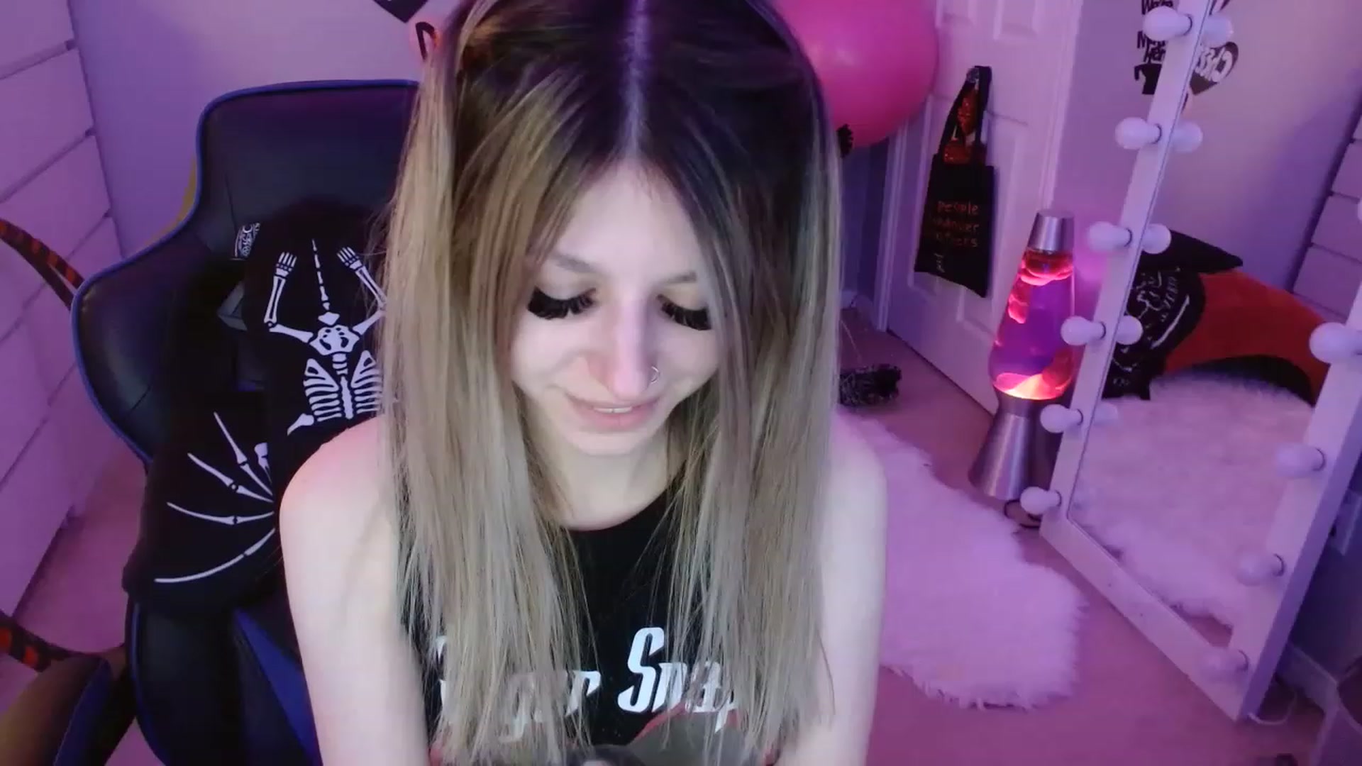 Gallery image thumbnail from Serafina's myfreecams stream on, 02/28/2023, 05:54 image 19 of 20