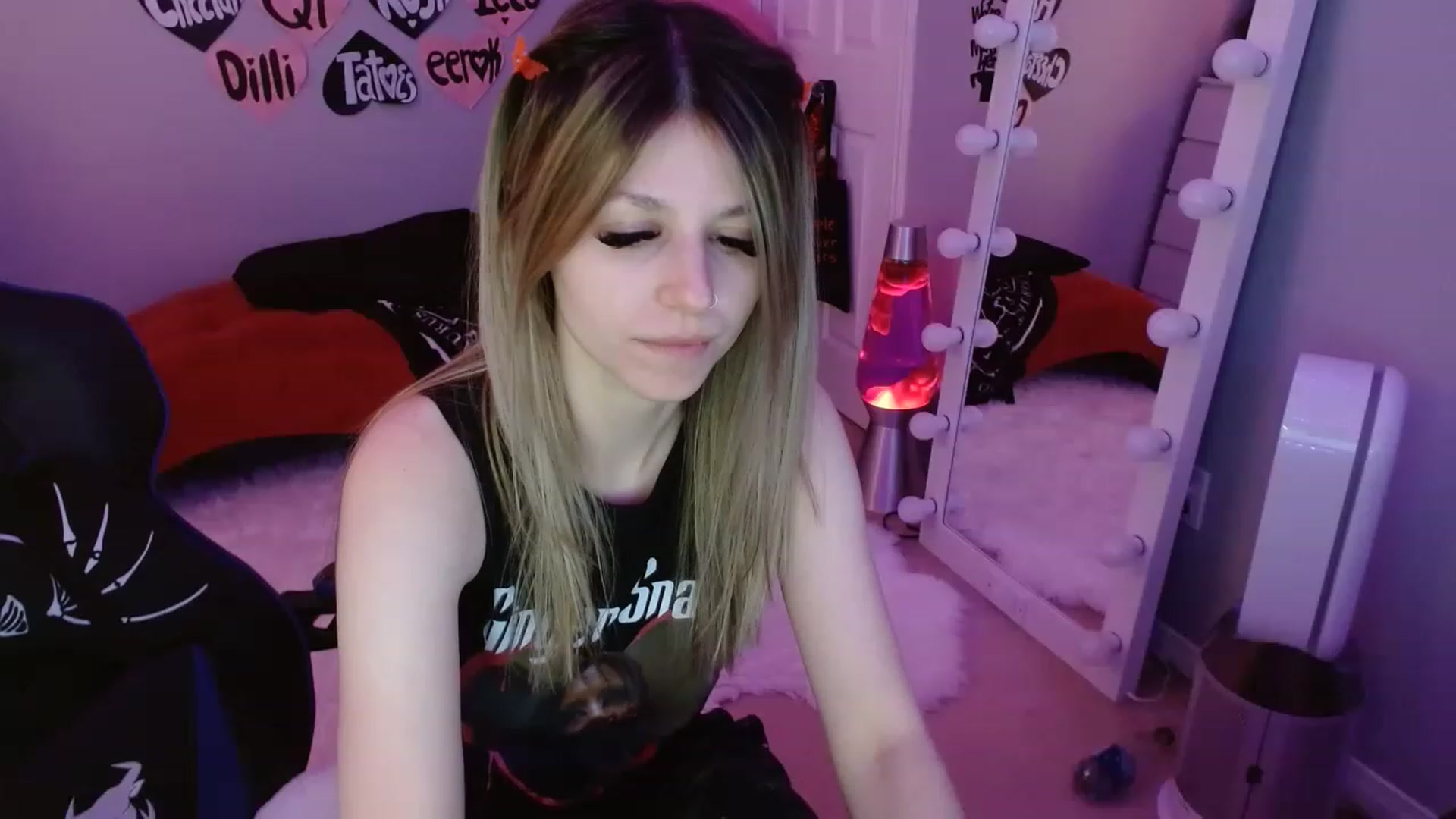 Gallery image thumbnail from Serafina's myfreecams stream on, 02/28/2023, 05:54 image 10 of 20