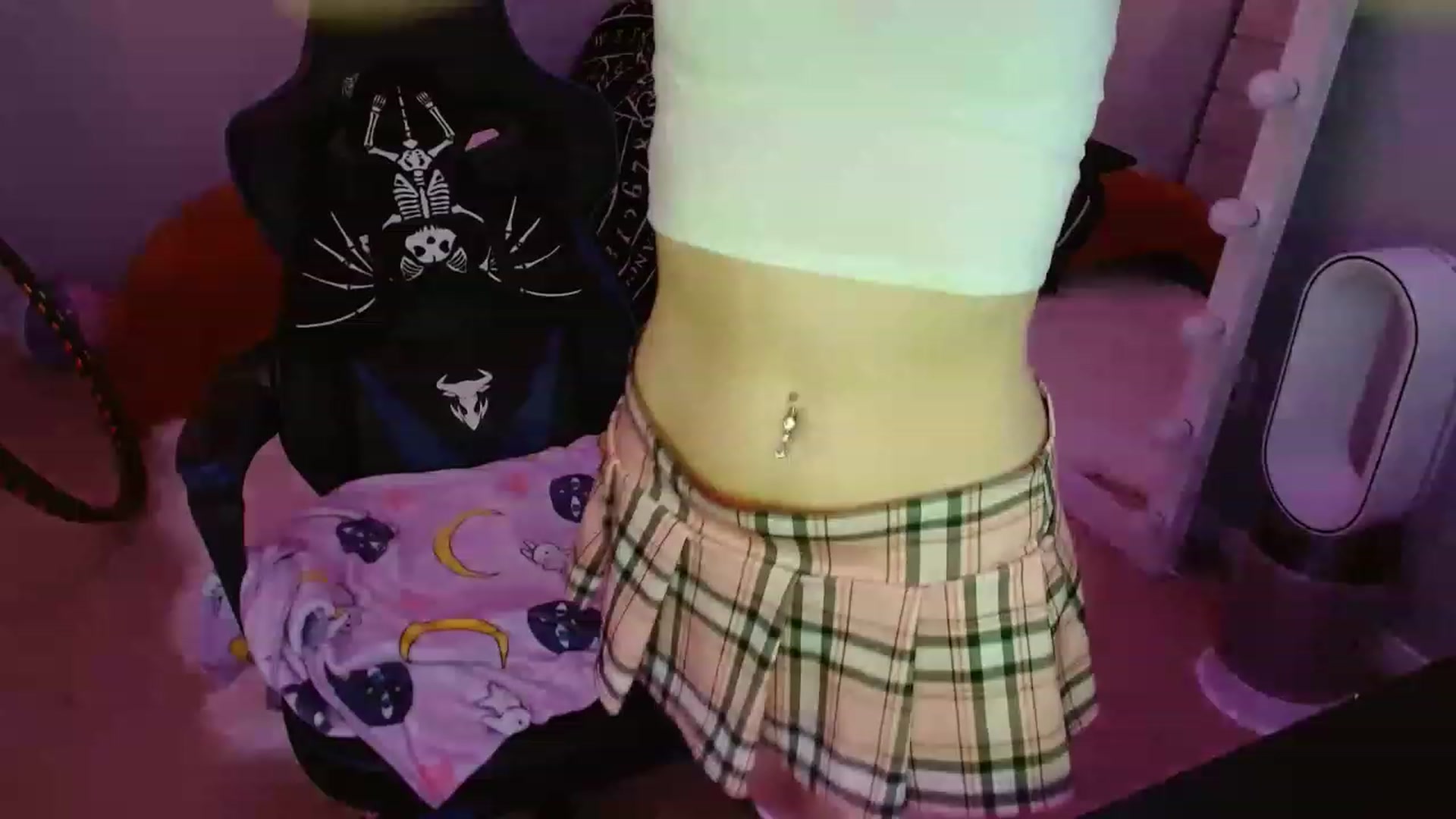 Gallery image thumbnail from Serafina's myfreecams stream on, 03/02/2023, 05:28 image 8 of 20
