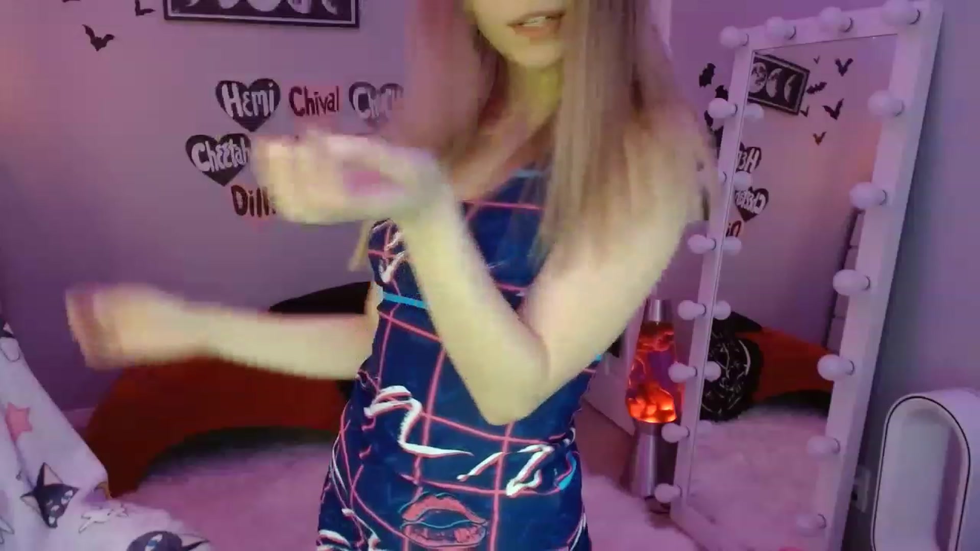 Gallery image thumbnail from Serafina's myfreecams stream on, 03/07/2023, 03:55 image 20 of 20