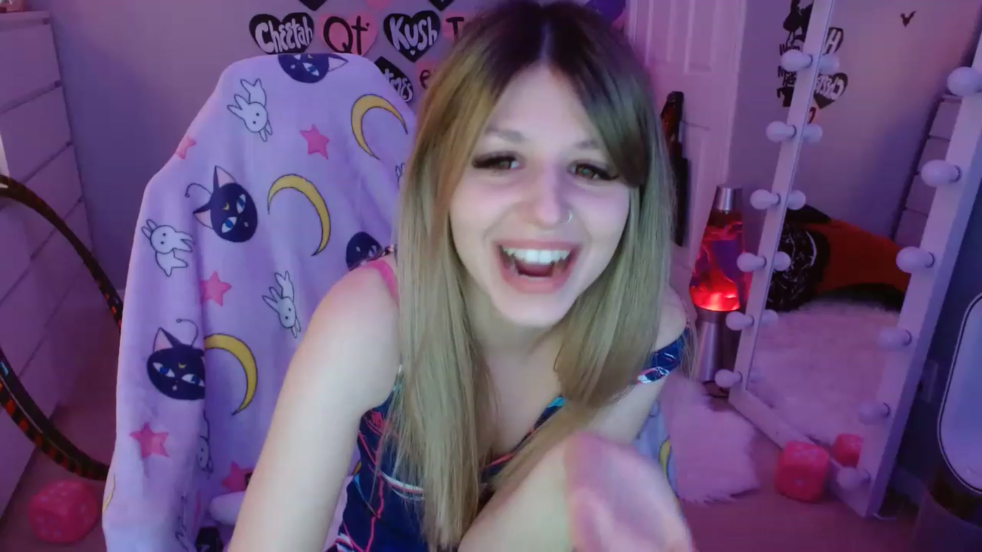 Gallery image thumbnail from Serafina's myfreecams stream on, 03/07/2023, 03:55 image 8 of 20