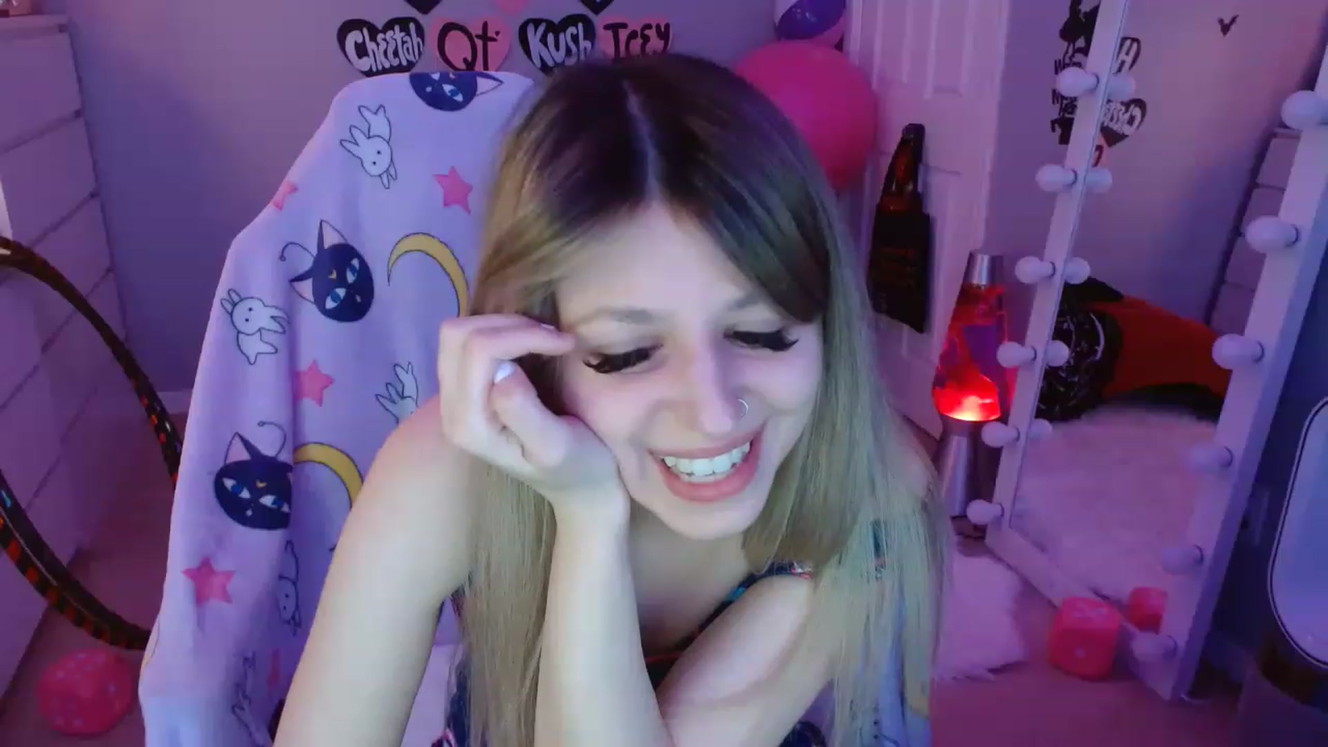 Gallery image thumbnail from Serafina's myfreecams stream on, 03/07/2023, 03:55 image 7 of 20