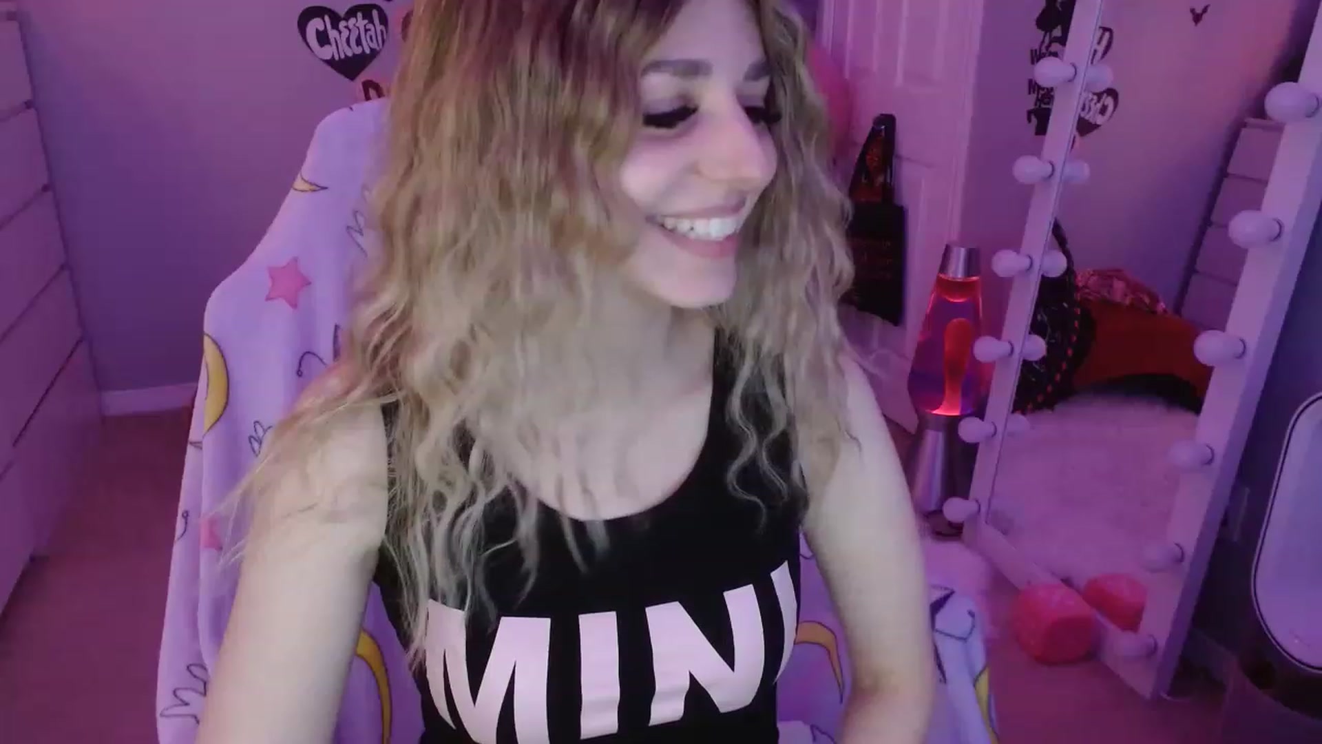 Gallery image thumbnail from Serafina's myfreecams stream on, 03/08/2023, 06:59 image 14 of 20