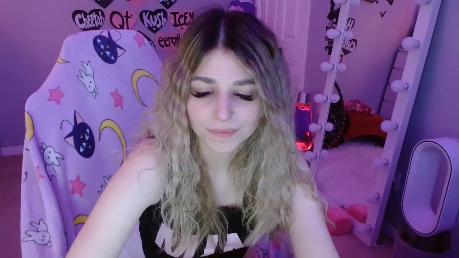 Gallery image thumbnail from Serafina's myfreecams stream on, 03/08/2023, 06:59 image 2 of 20