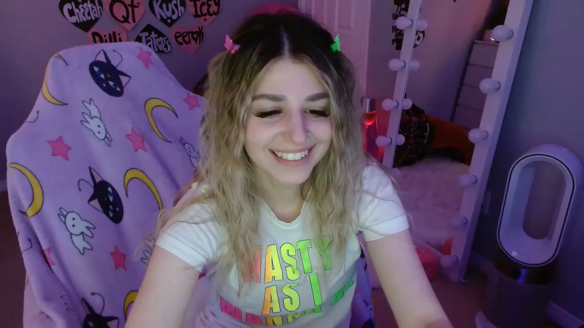 Gallery image thumbnail from Serafina's myfreecams stream on, 03/09/2023, 07:27 image 20 of 20
