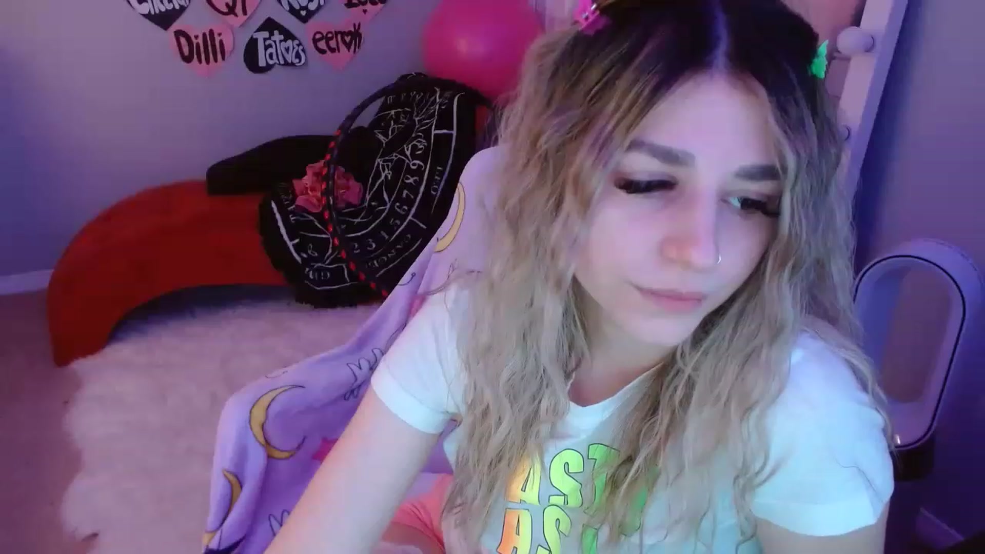 Gallery image thumbnail from Serafina's myfreecams stream on, 03/09/2023, 07:27 image 3 of 20