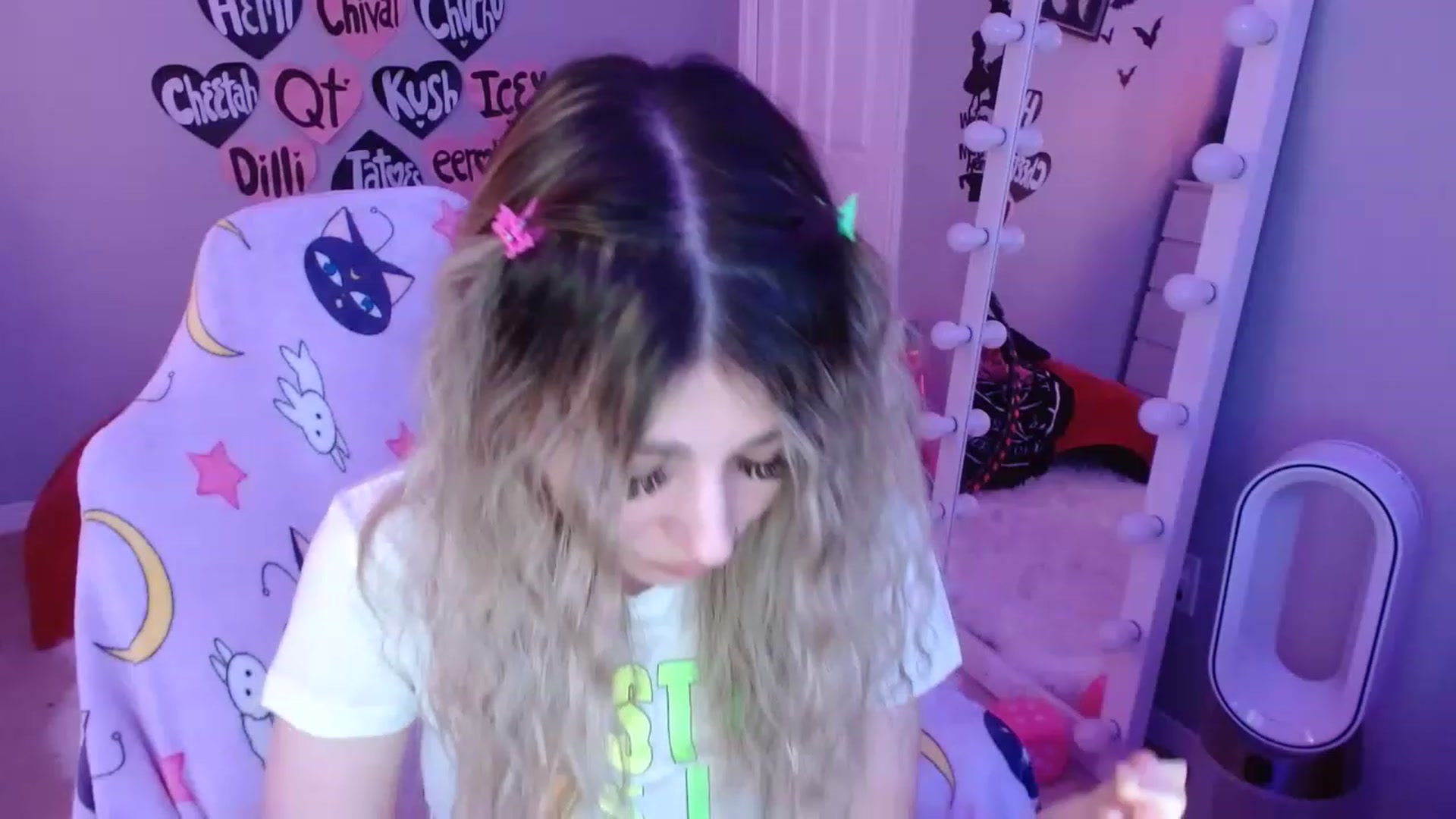 Gallery image thumbnail from Serafina's myfreecams stream on, 03/09/2023, 07:27 image 11 of 20