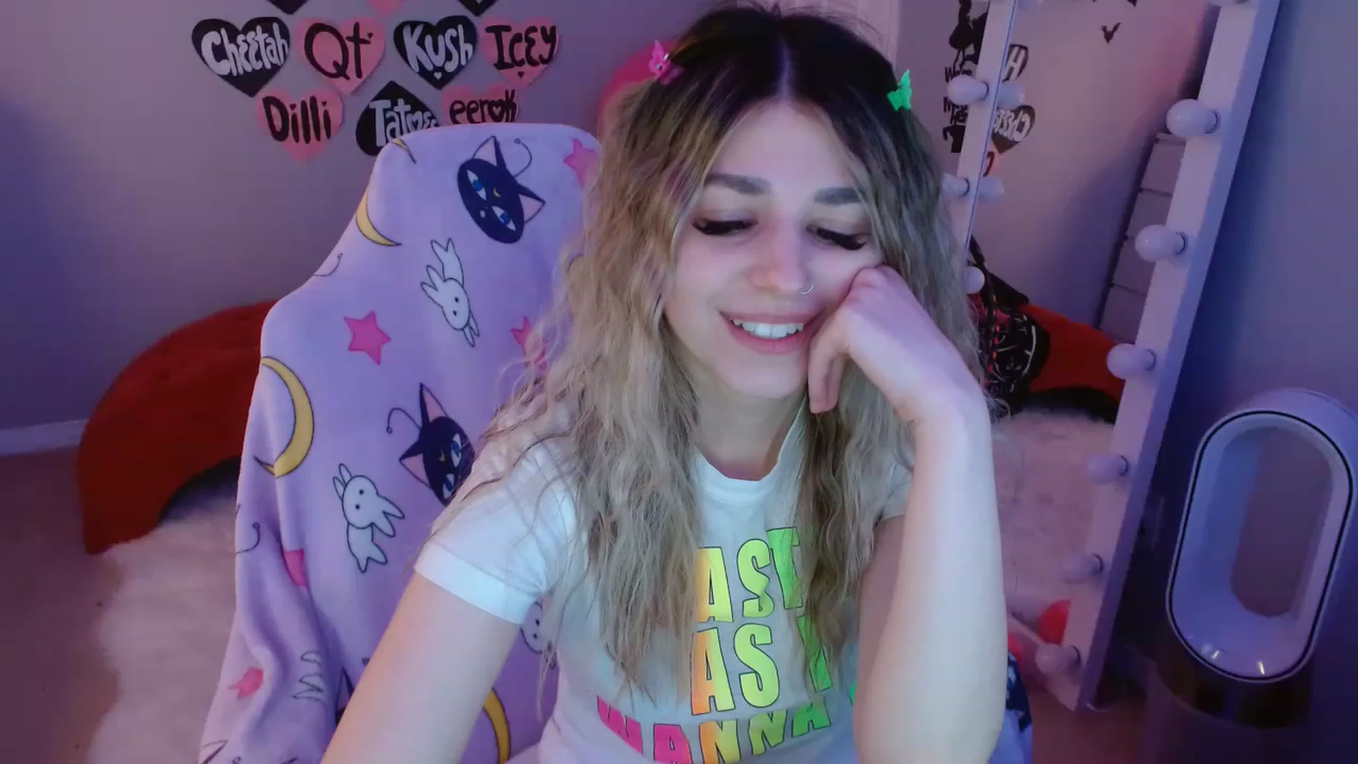Gallery image thumbnail from Serafina's myfreecams stream on, 03/09/2023, 07:27 image 1 of 20