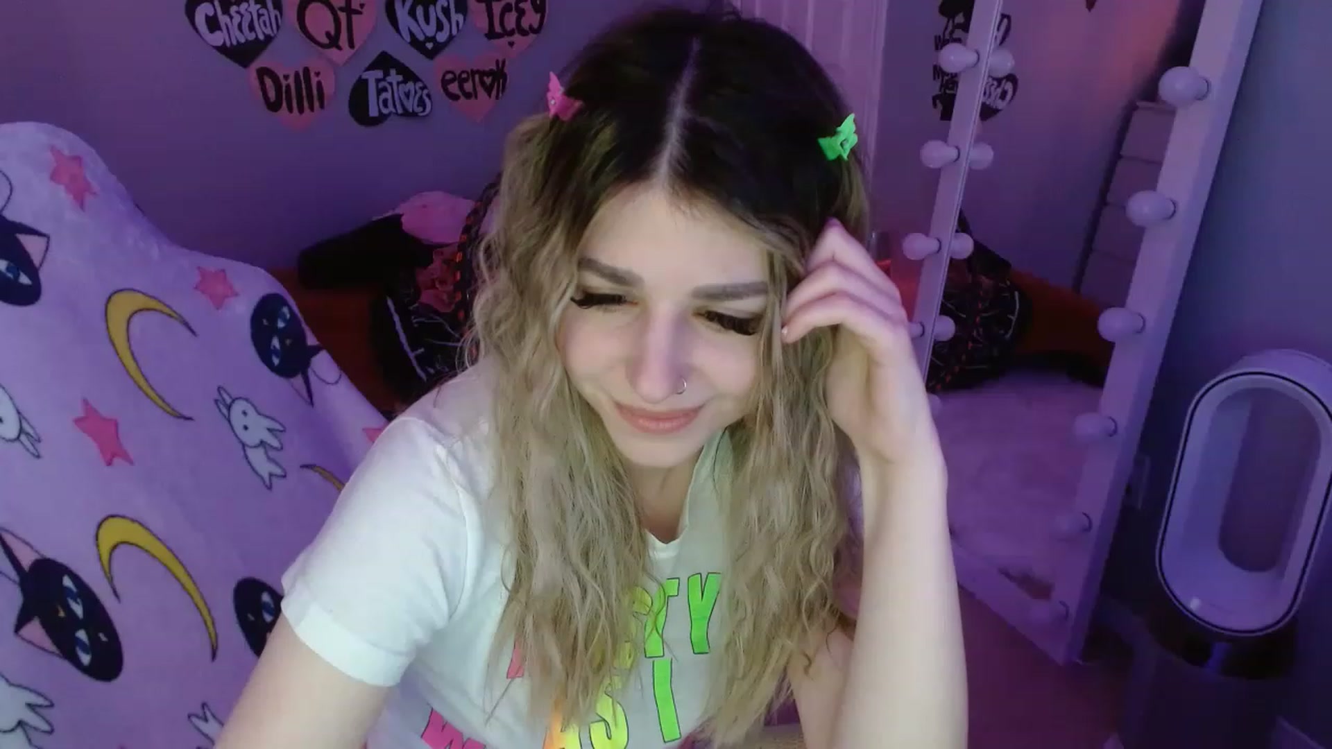 Gallery image thumbnail from Serafina's myfreecams stream on, 03/09/2023, 08:58 image 8 of 20