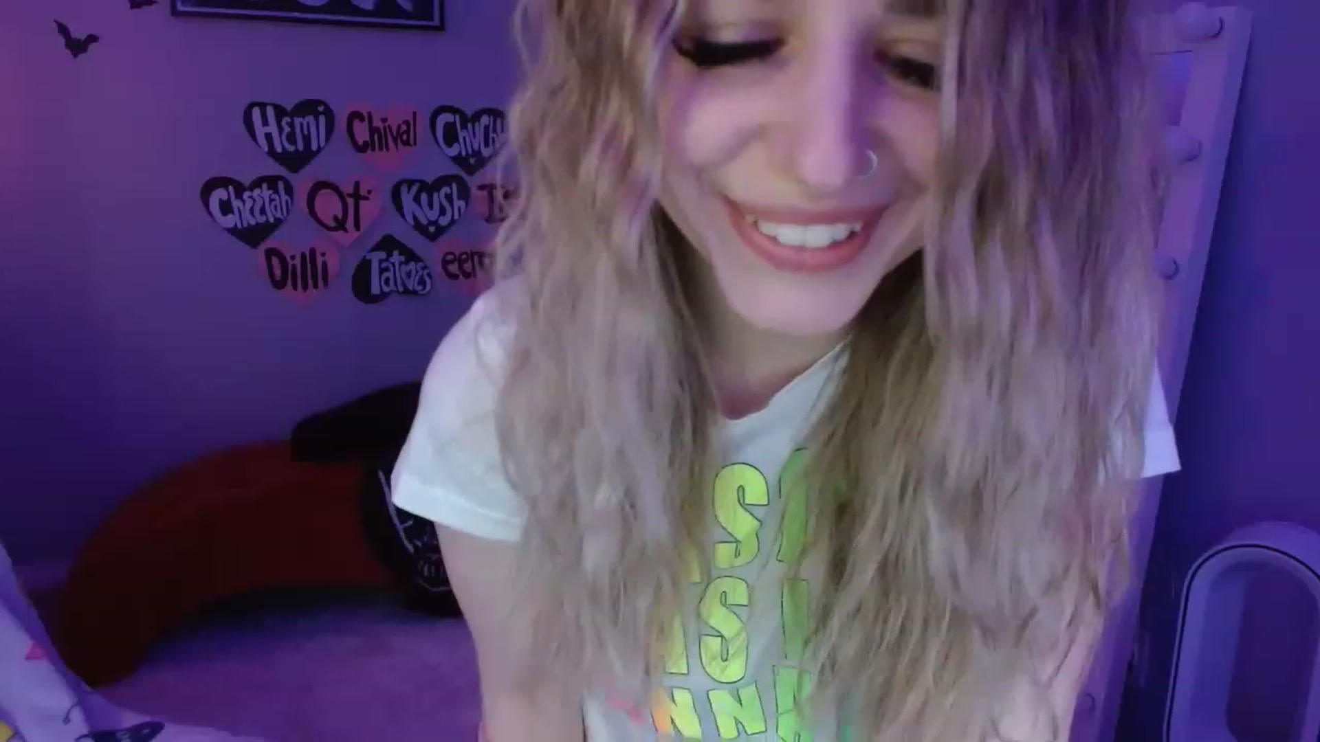 Gallery image thumbnail from Serafina's myfreecams stream on, 03/09/2023, 08:58 image 6 of 20
