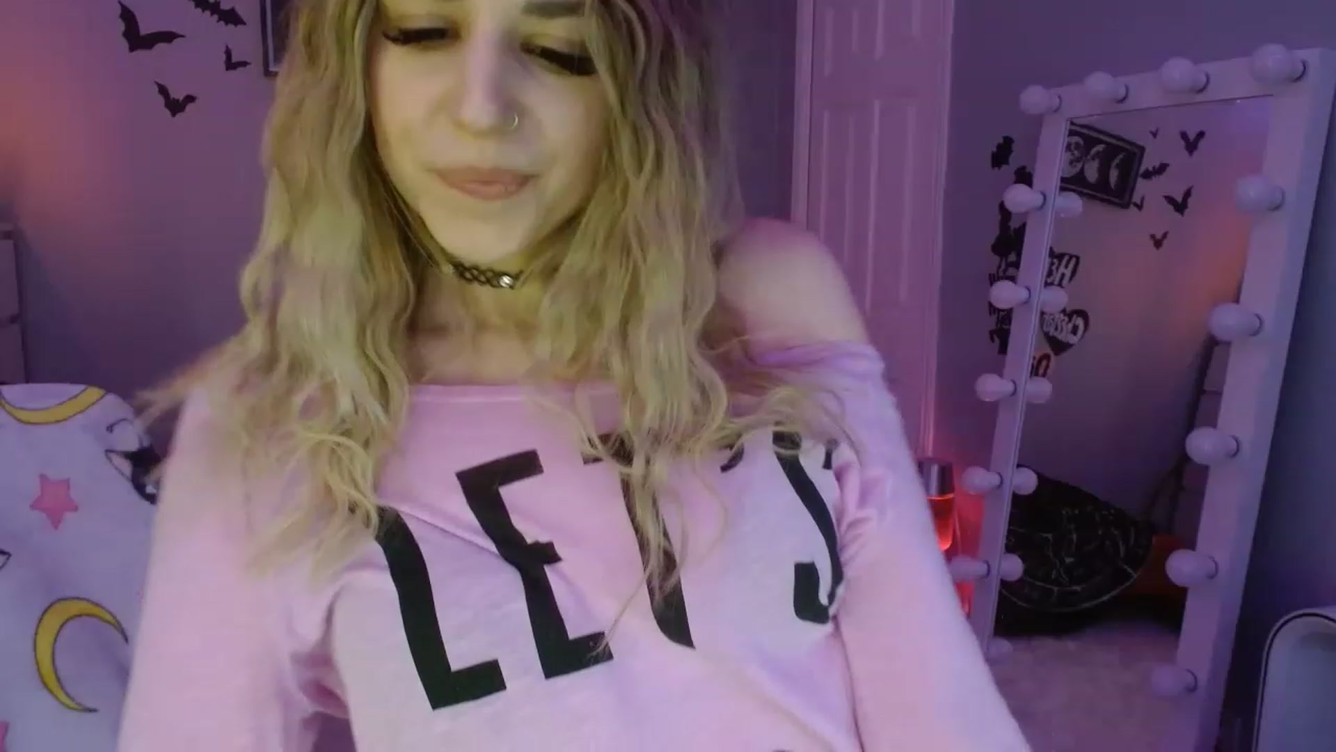 Gallery image thumbnail from Serafina's myfreecams stream on, 03/11/2023, 05:47 image 3 of 20