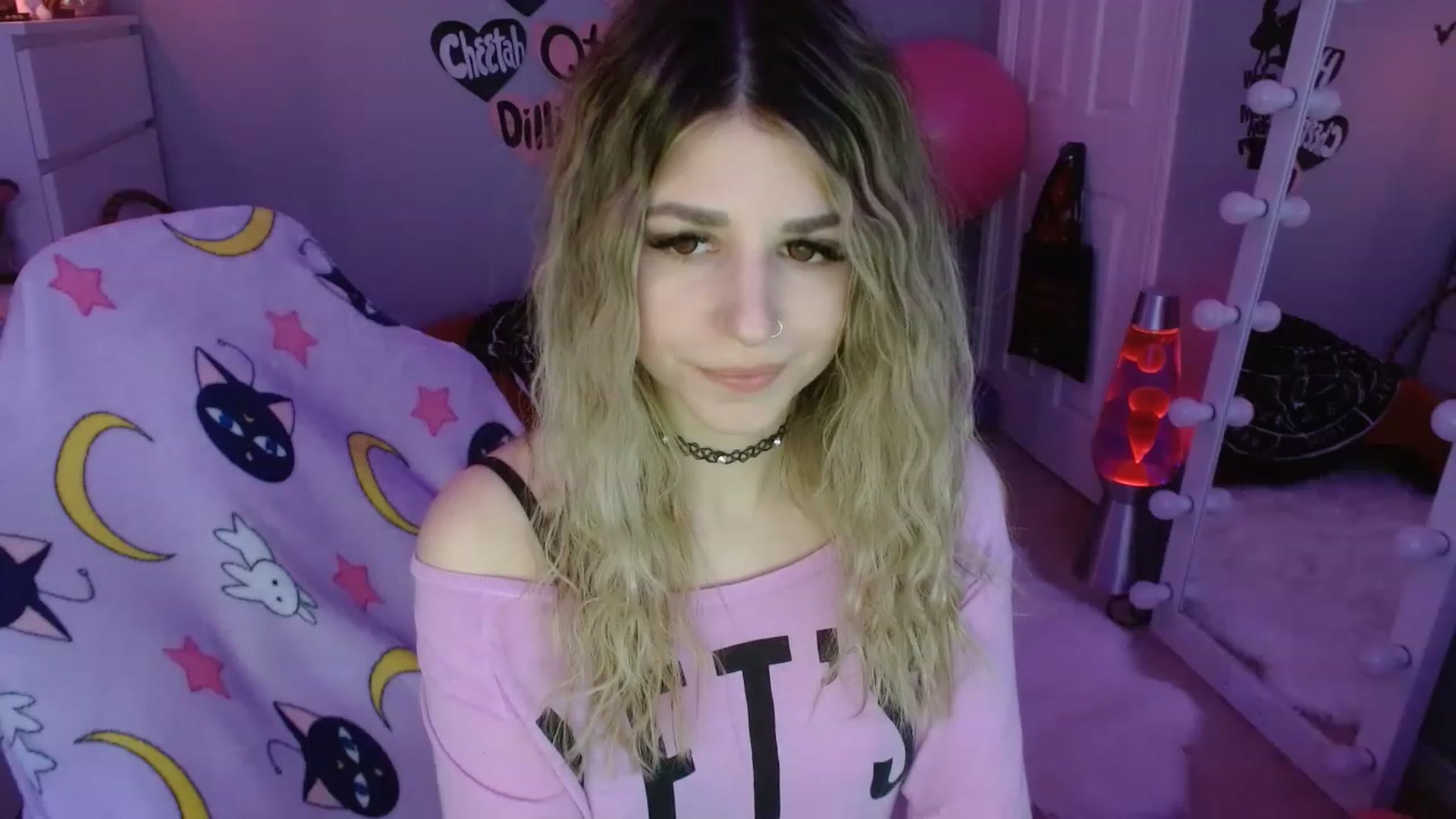 Gallery image thumbnail from Serafina's myfreecams stream on, 03/11/2023, 05:47 image 8 of 20