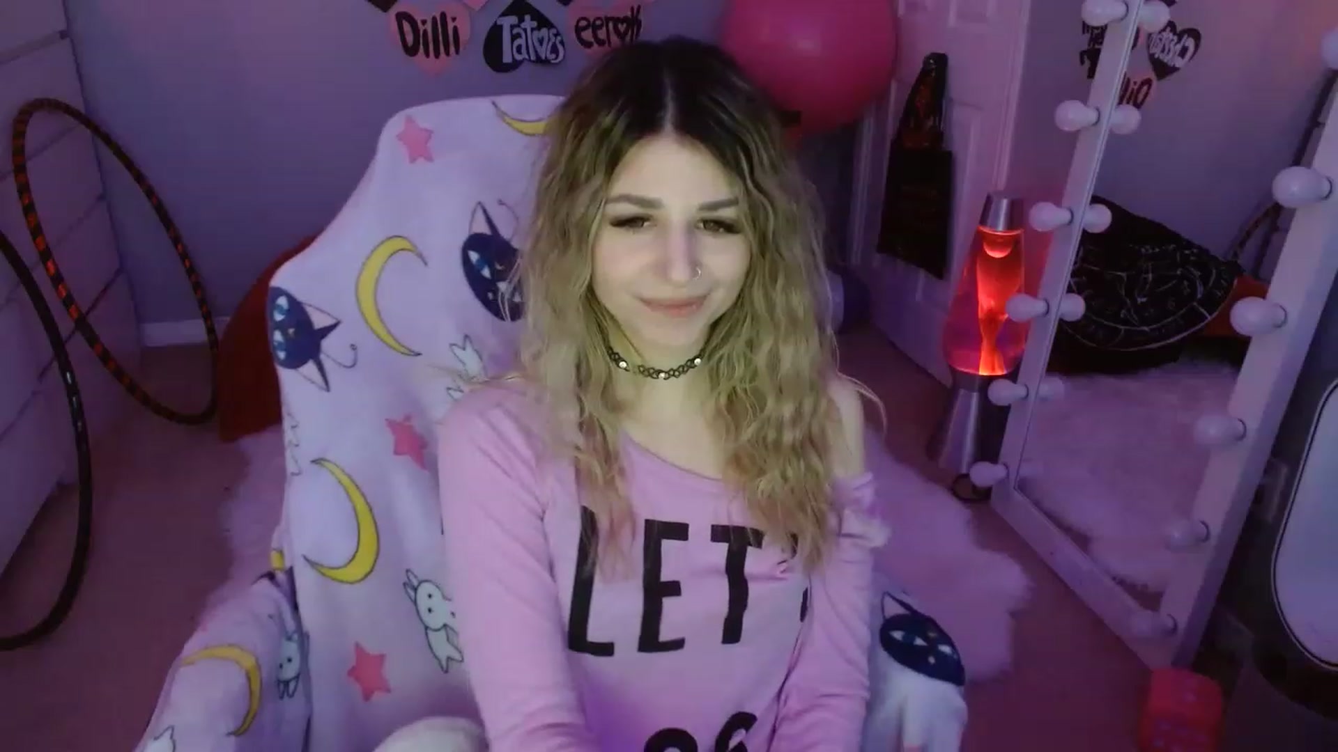 Gallery image thumbnail from Serafina's myfreecams stream on, 03/11/2023, 05:47 image 2 of 20