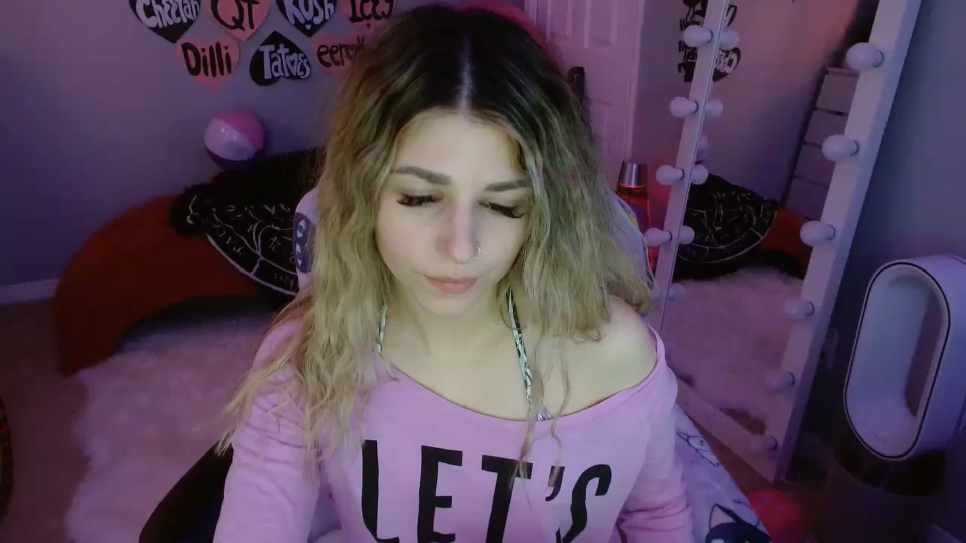 Gallery image thumbnail from Serafina's myfreecams stream on, 03/11/2023, 08:43 image 3 of 20