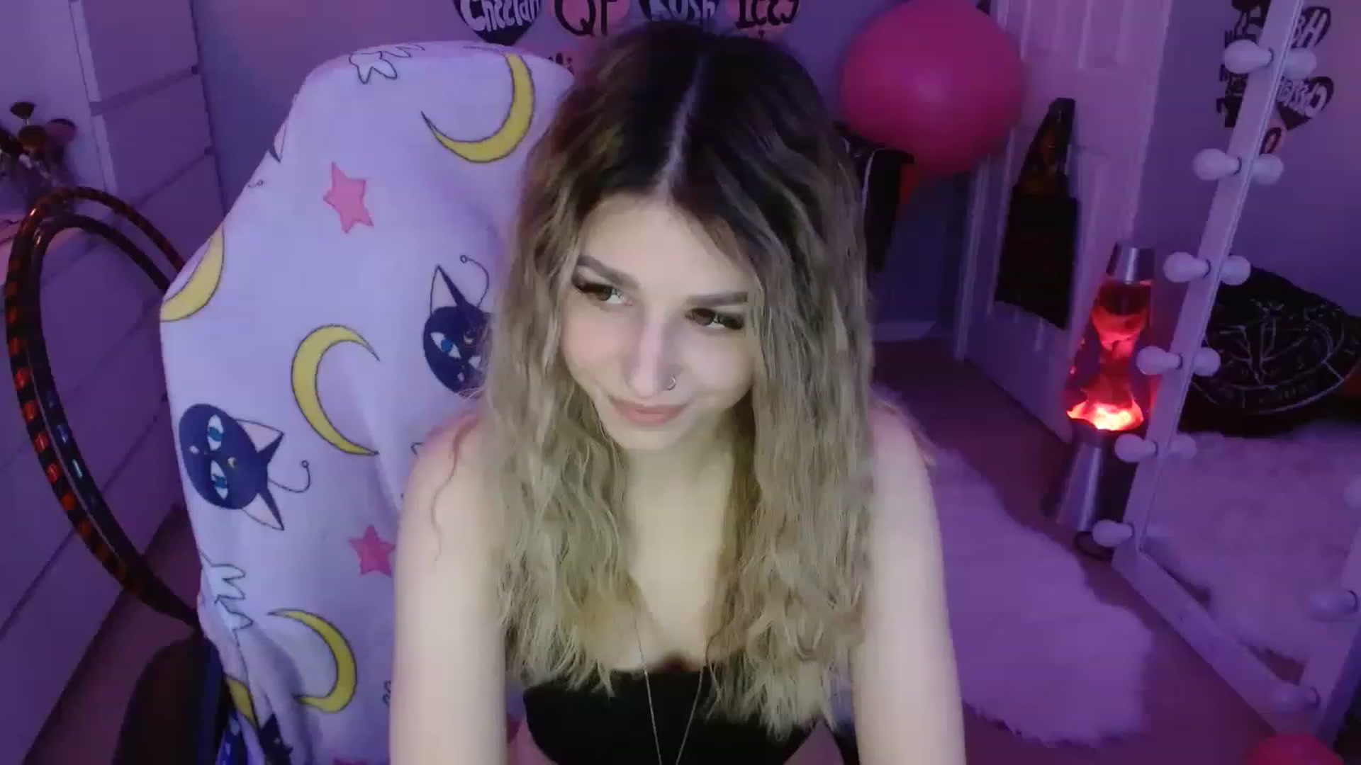 Gallery image thumbnail from Serafina's myfreecams stream on, 03/12/2023, 05:14 image 7 of 20