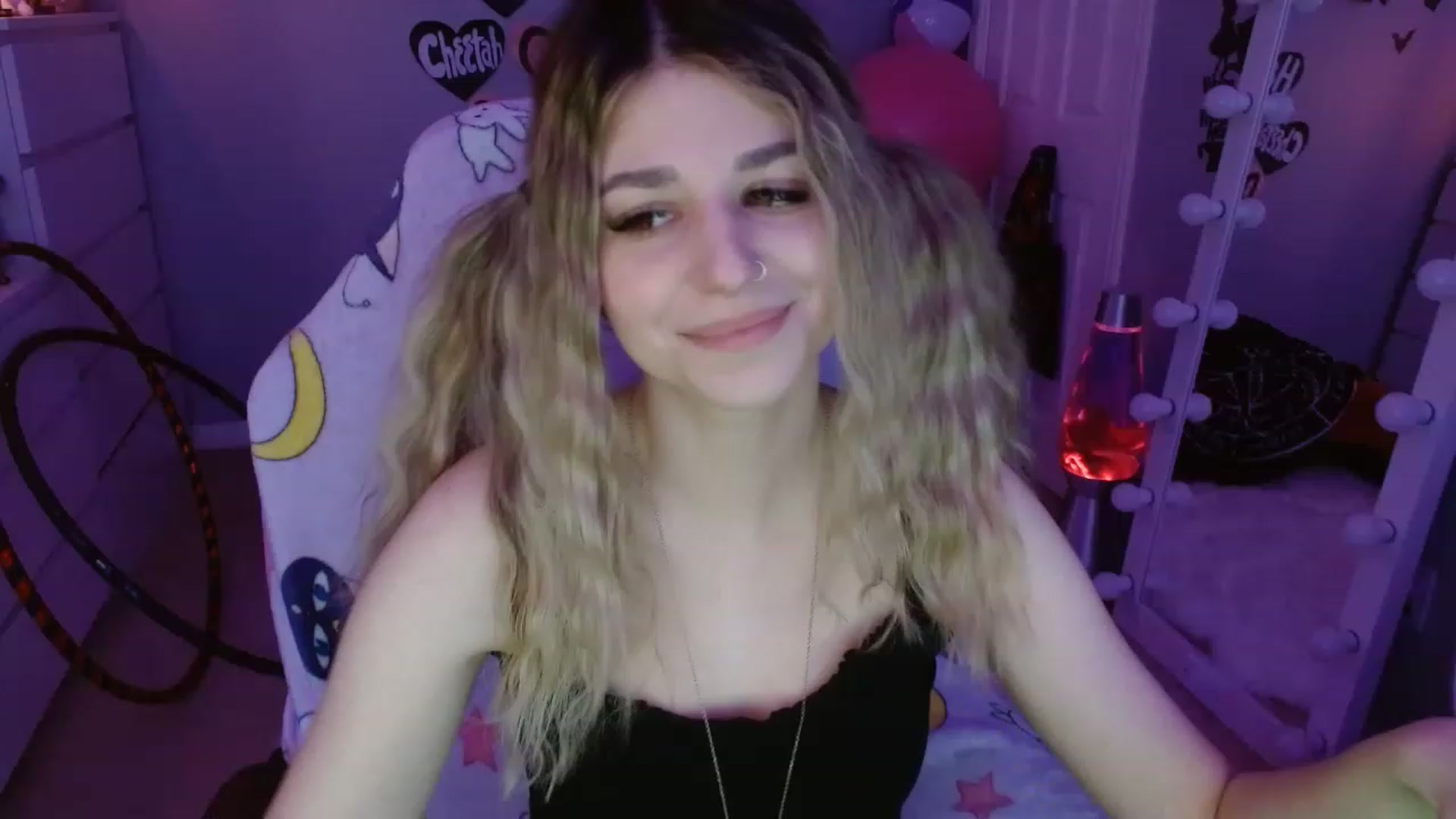 Gallery image thumbnail from Serafina's myfreecams stream on, 03/12/2023, 05:14 image 14 of 20