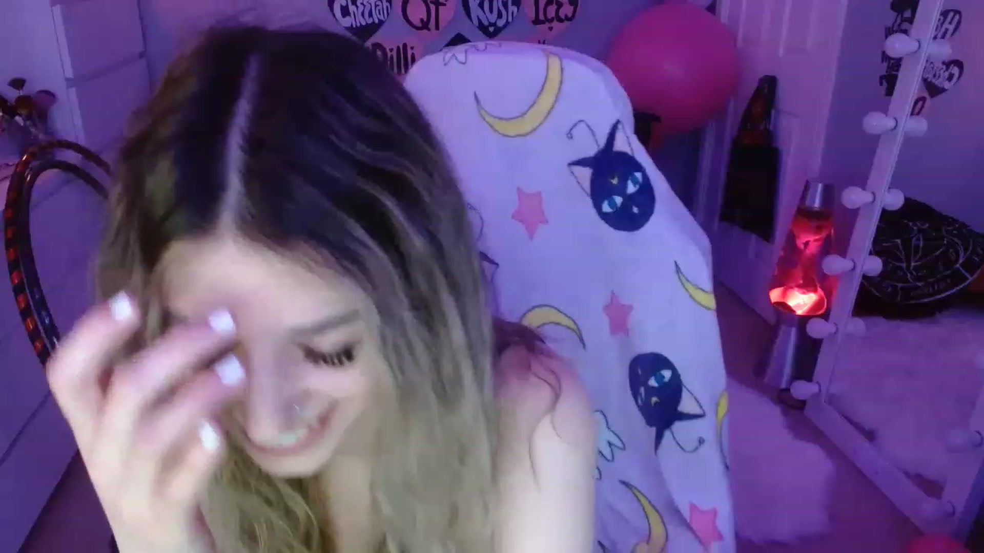 Gallery image thumbnail from Serafina's myfreecams stream on, 03/12/2023, 05:14 image 3 of 20