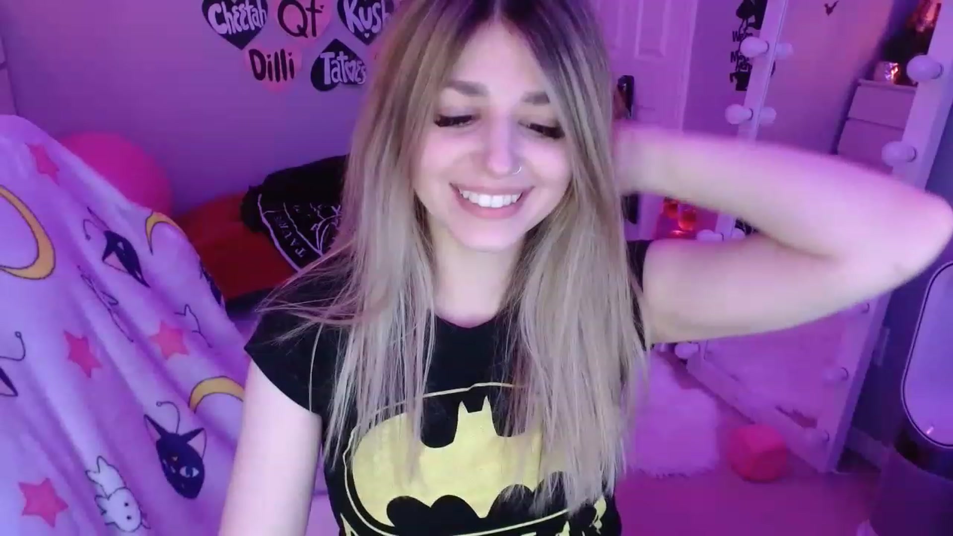 Gallery image thumbnail from Serafina's myfreecams stream on, 03/13/2023, 06:44 image 9 of 20