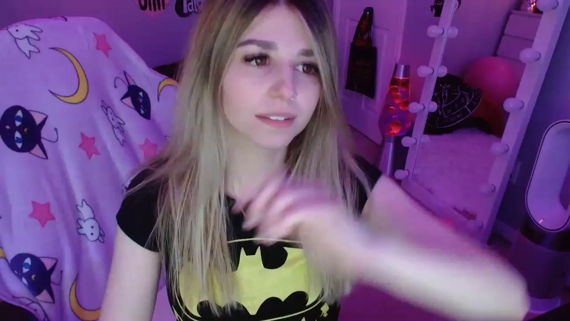 Gallery image thumbnail from Serafina's myfreecams stream on, 03/13/2023, 06:44 image 10 of 20