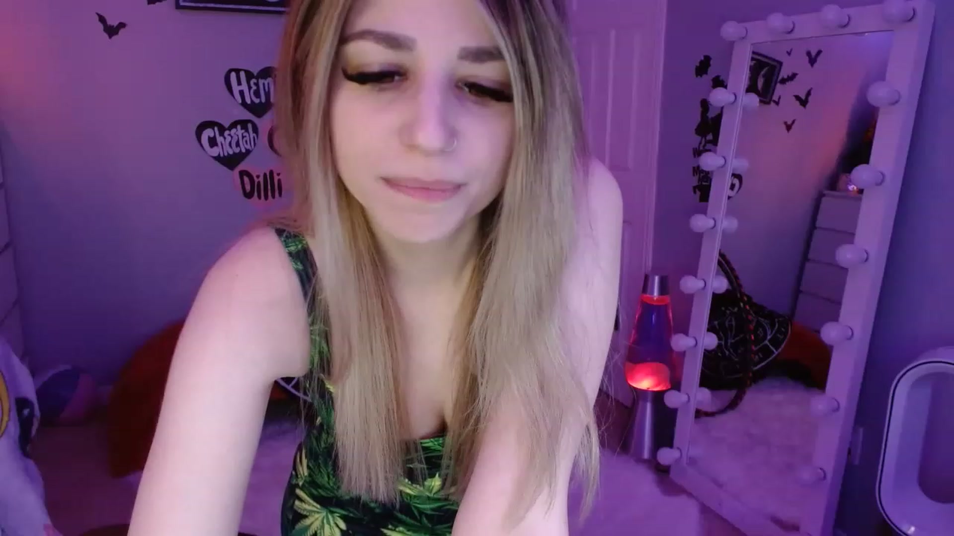 Gallery image thumbnail from Serafina's myfreecams stream on, 03/14/2023, 02:59 image 5 of 20