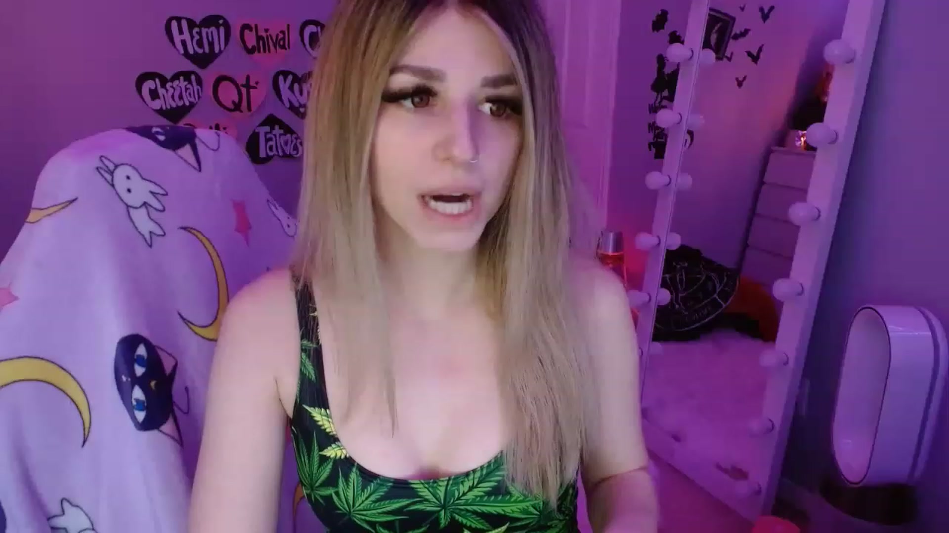 Gallery image thumbnail from Serafina's myfreecams stream on, 03/14/2023, 06:48 image 1 of 20