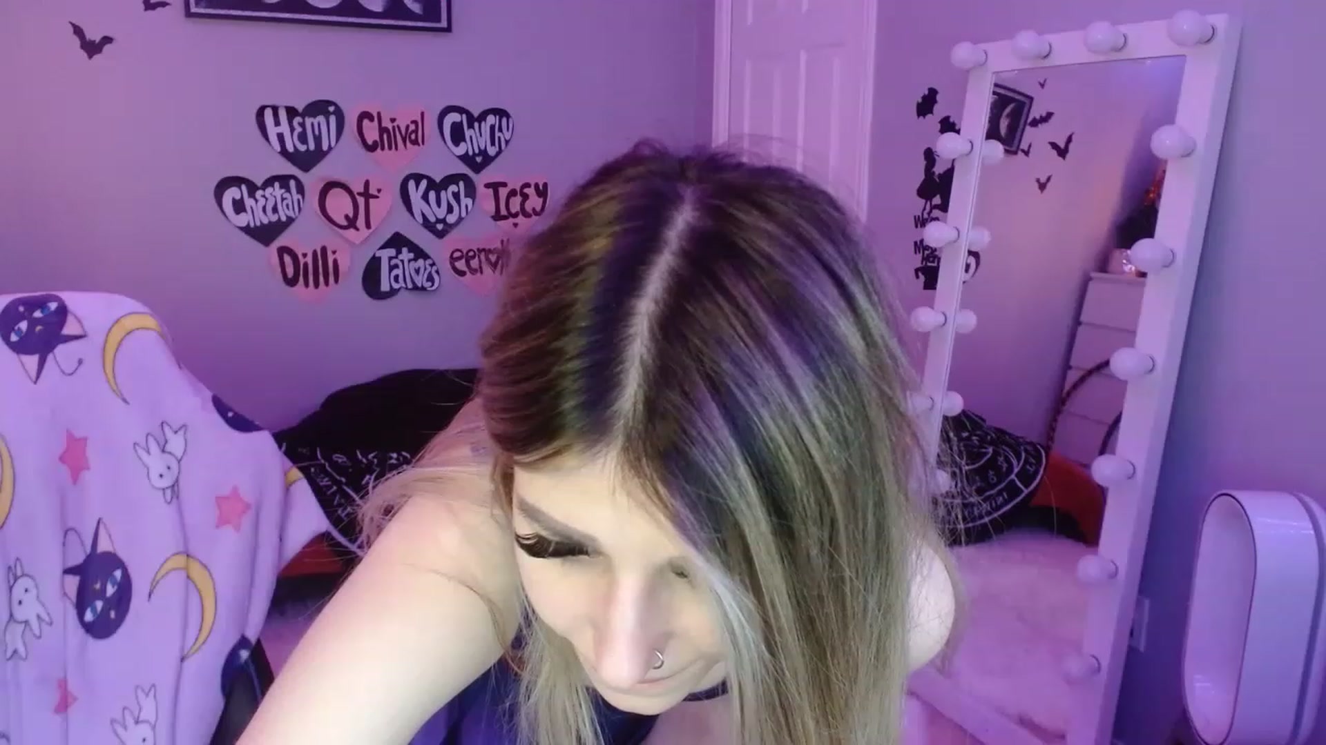 Gallery image thumbnail from Serafina's myfreecams stream on, 03/17/2023, 06:58 image 18 of 20