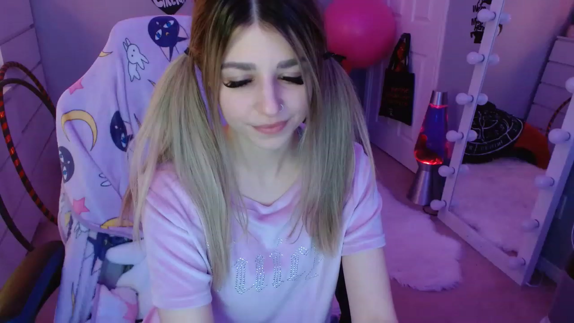 Gallery image thumbnail from Serafina's myfreecams stream on, 03/18/2023, 05:47 image 10 of 20