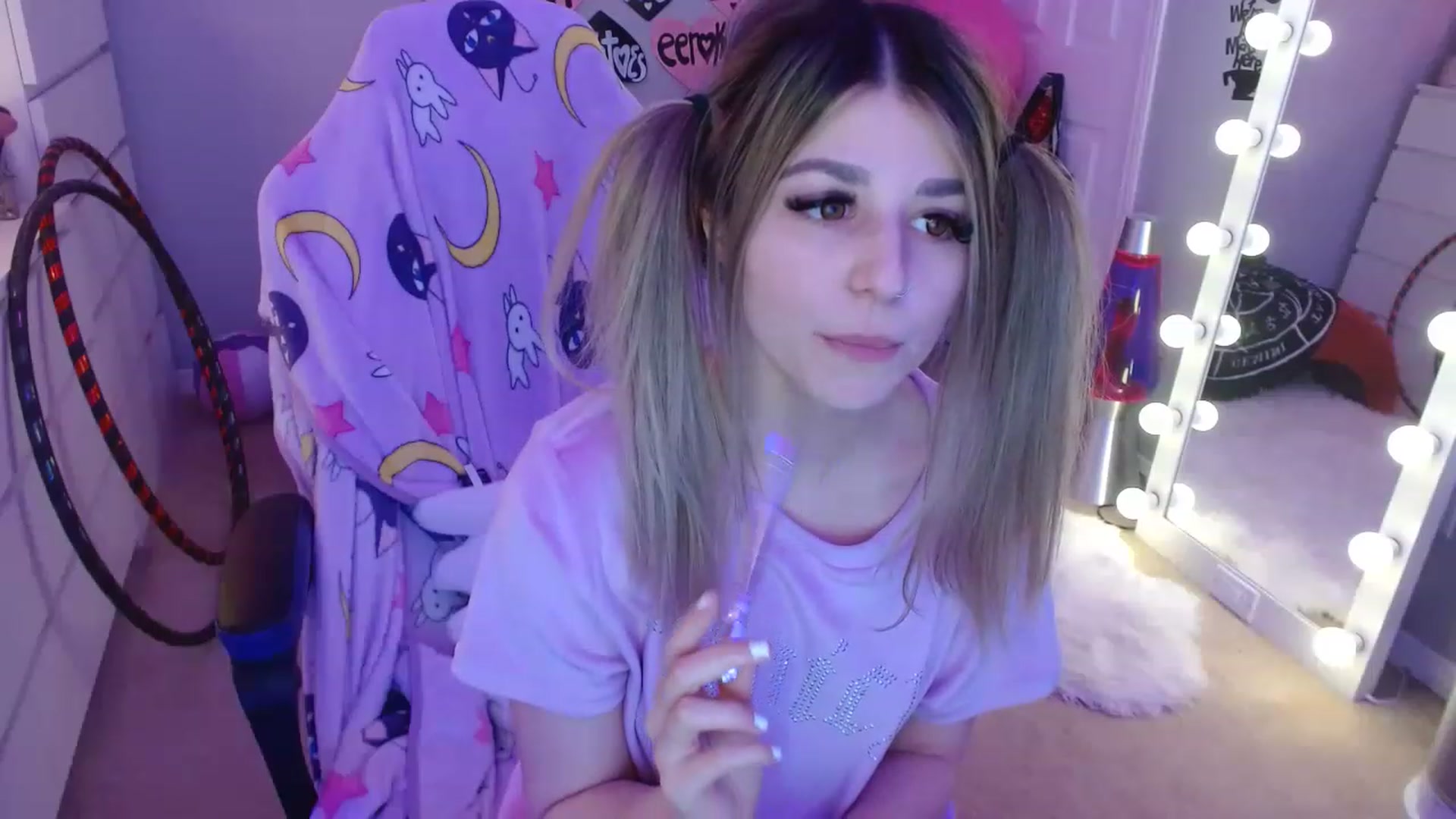 Gallery image thumbnail from Serafina's myfreecams stream on, 03/18/2023, 05:47 image 20 of 20