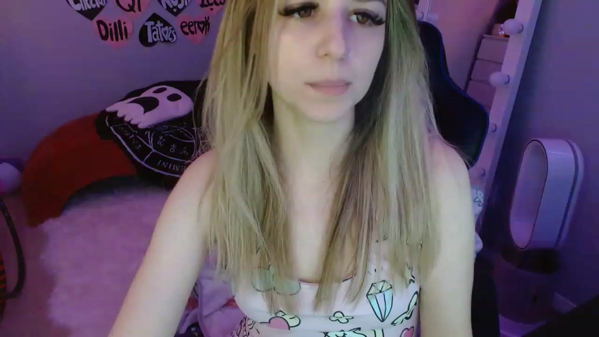 Gallery image thumbnail from Serafina's myfreecams stream on, 03/19/2023, 09:11 image 9 of 20