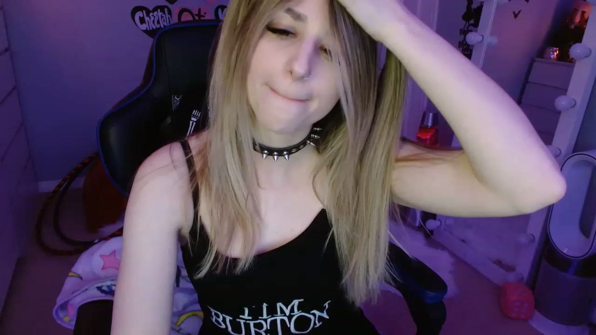 Gallery image thumbnail from Serafina's myfreecams stream on, 03/25/2023, 04:19 image 8 of 20