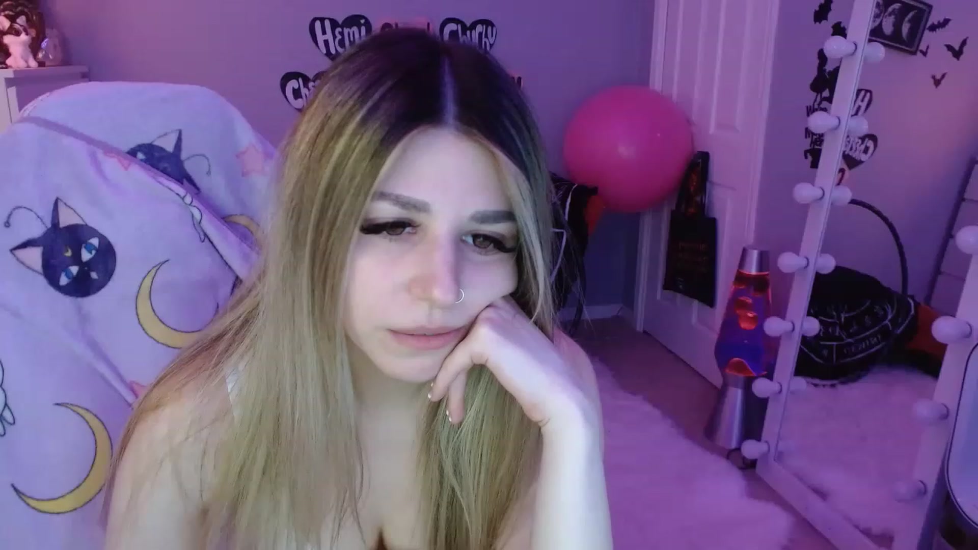 Gallery image thumbnail from Serafina's myfreecams stream on, 03/26/2023, 06:01 image 13 of 20