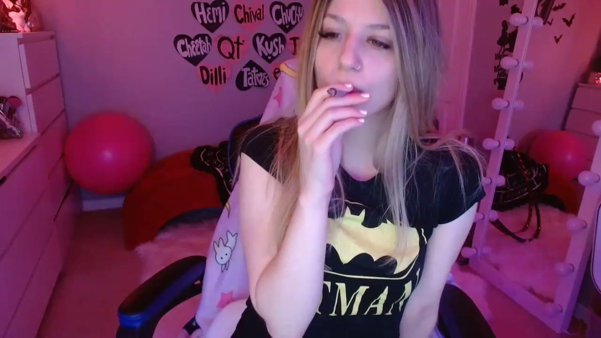 Gallery image thumbnail from Serafina's myfreecams stream on, 03/28/2023, 04:44 image 7 of 20