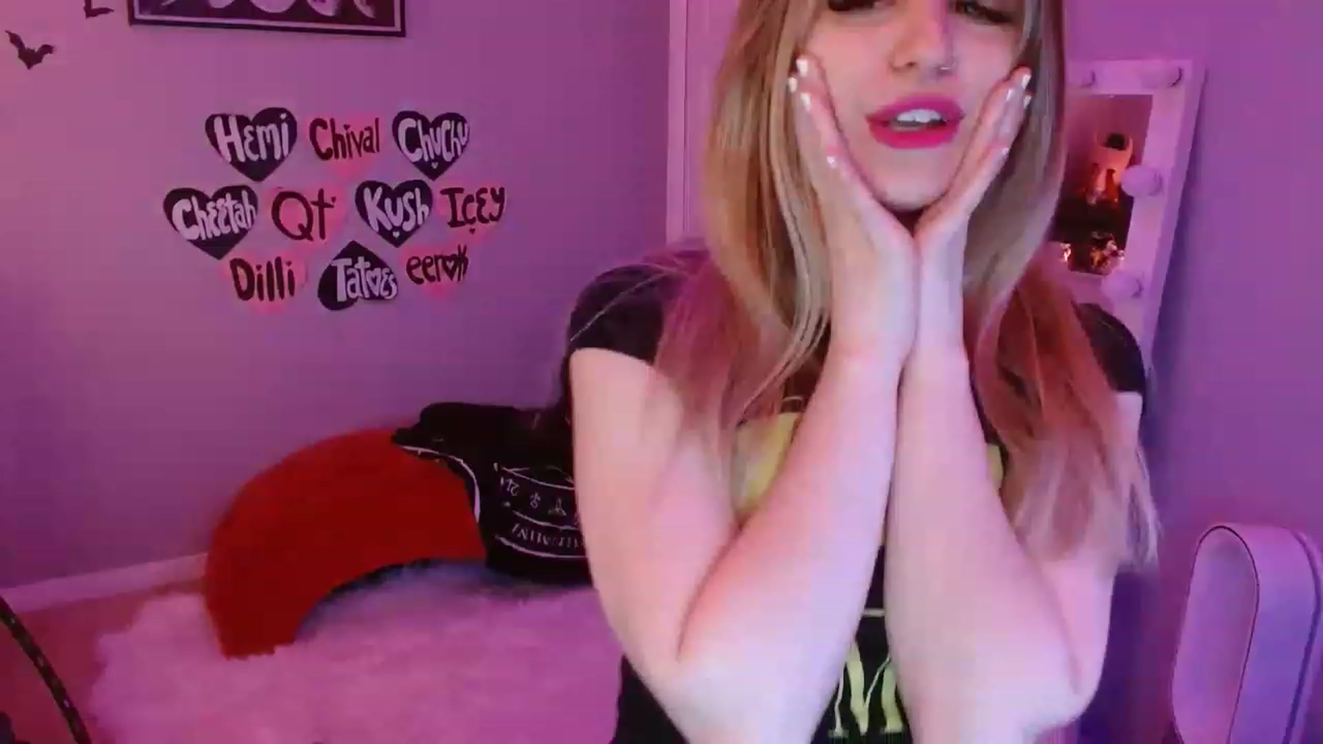 Gallery image thumbnail from Serafina's myfreecams stream on, 03/28/2023, 05:52 image 5 of 20
