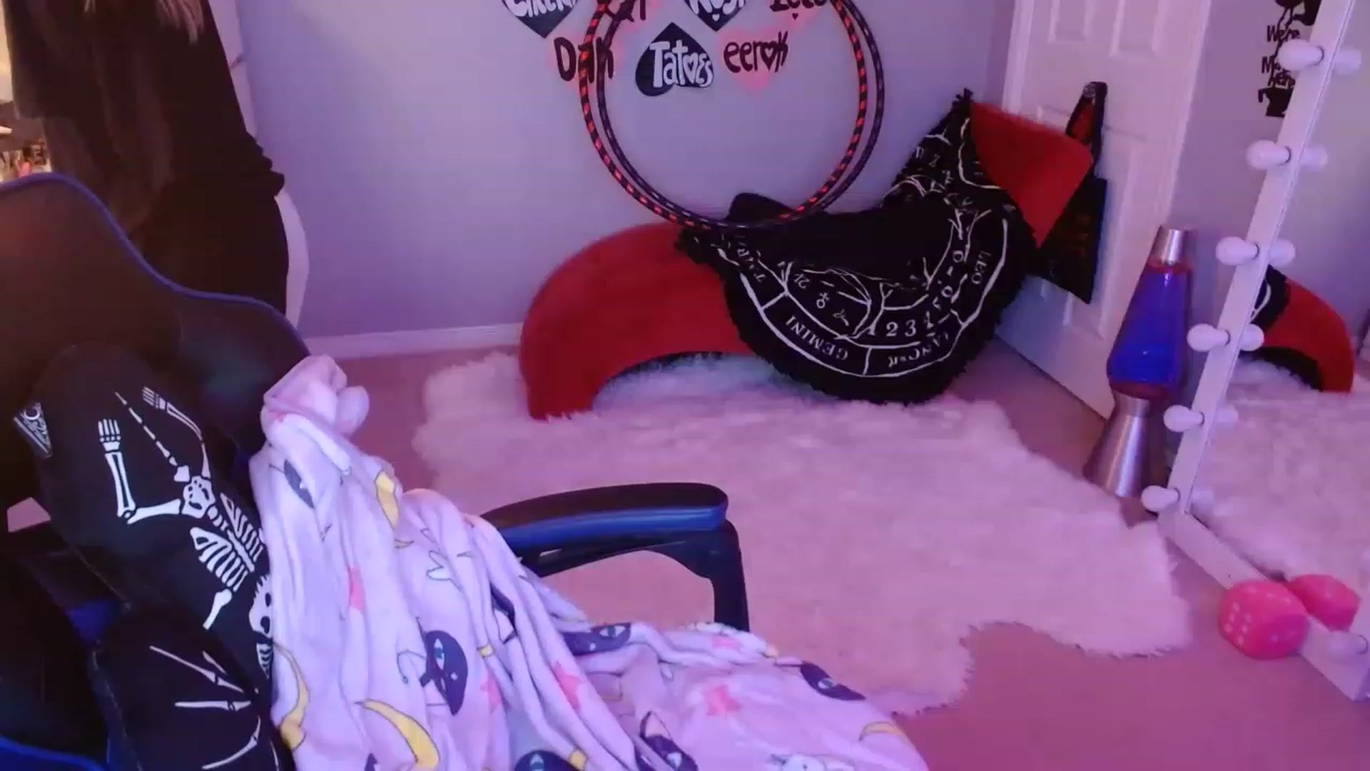 Gallery image thumbnail from Serafina's myfreecams stream on, 03/29/2023, 03:24 image 1 of 20