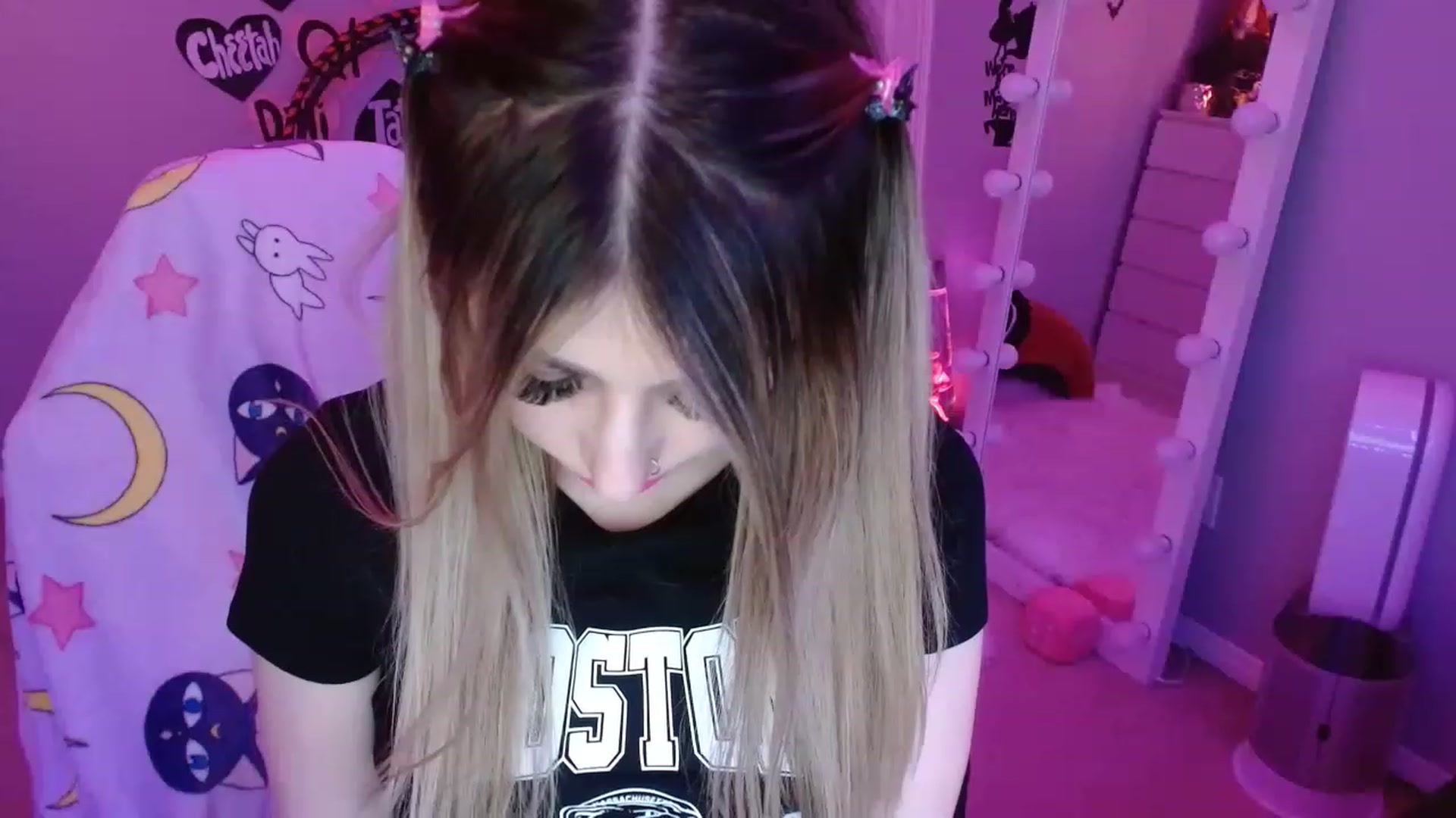 Gallery image thumbnail from Serafina's myfreecams stream on, 03/31/2023, 02:49 image 19 of 20