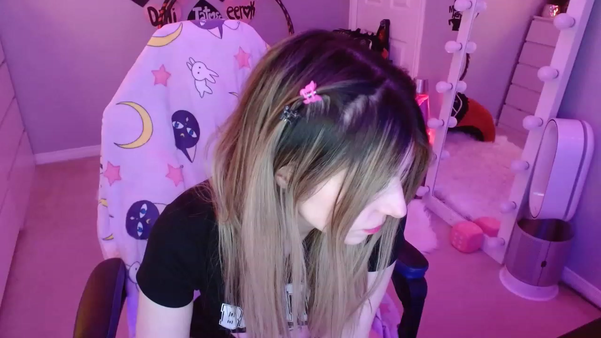 Gallery image thumbnail from Serafina's myfreecams stream on, 03/31/2023, 04:20 image 1 of 20