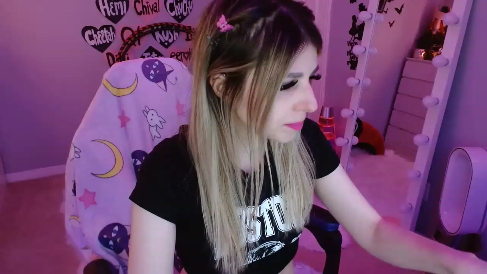 Gallery image thumbnail from Serafina's myfreecams stream on, 03/31/2023, 04:20 image 19 of 20