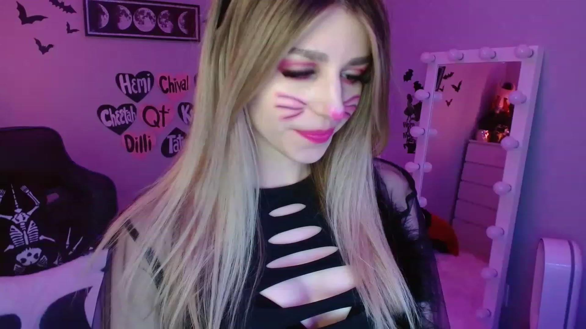 Gallery image thumbnail from Serafina's myfreecams stream on, 04/02/2023, 05:37 image 10 of 20