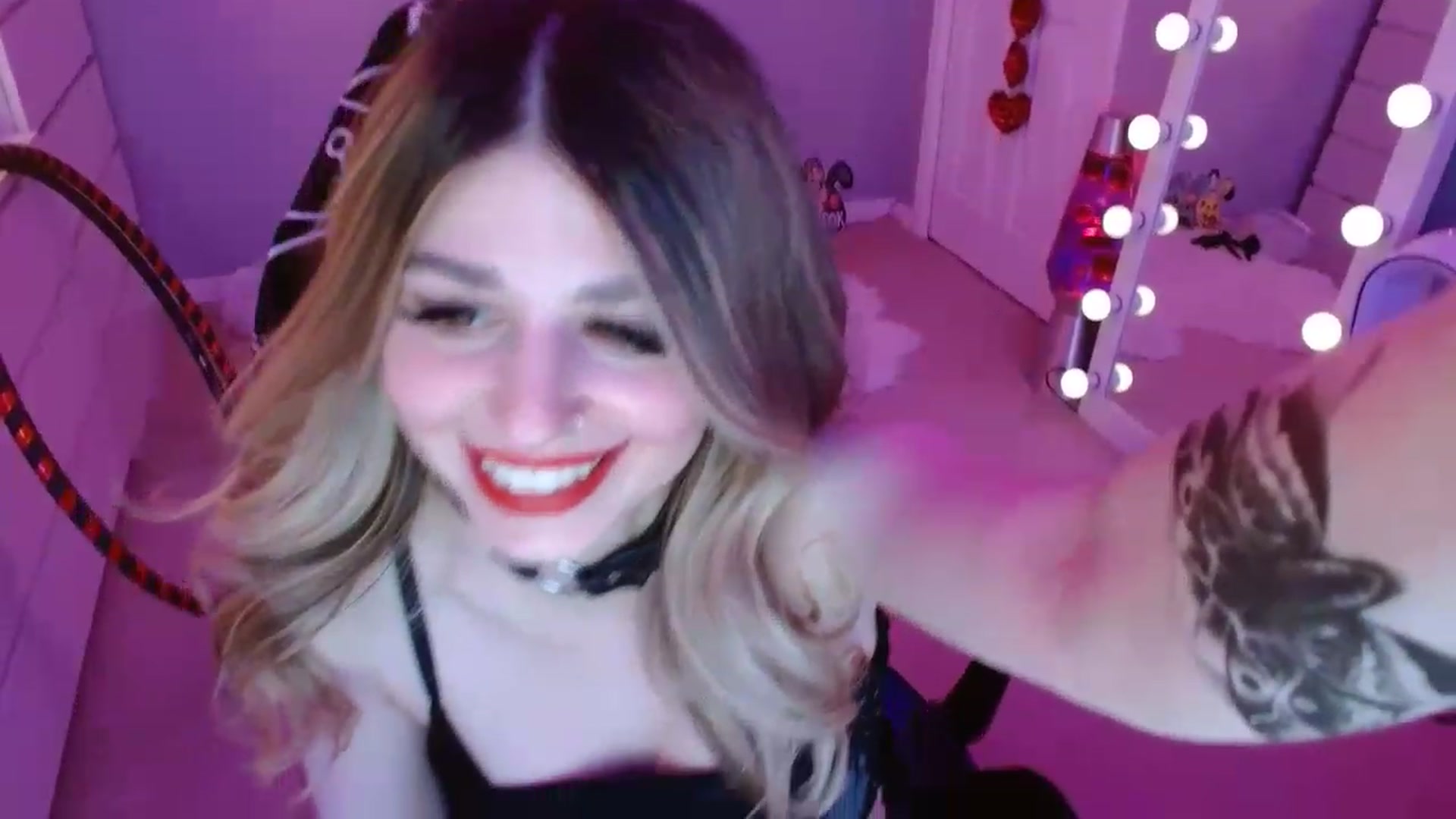 Gallery image thumbnail from Serafina's myfreecams stream on, 04/17/2023, 05:24 image 20 of 20